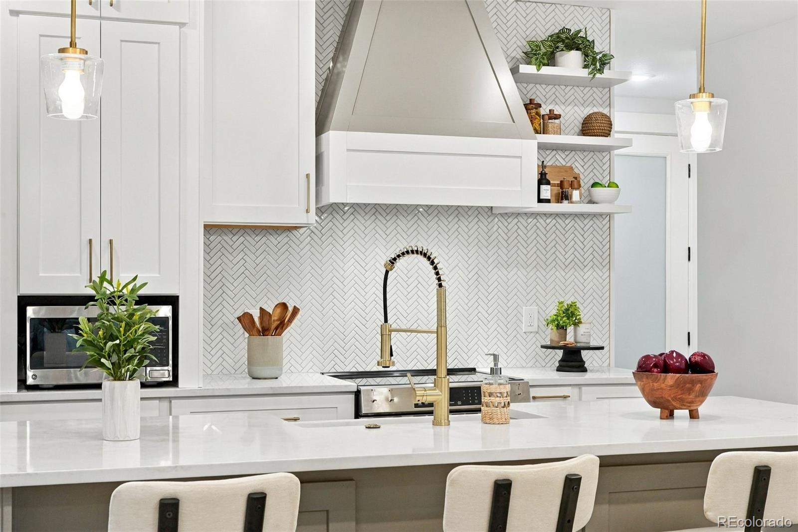 MLS Image #6 for 1236  adams ,denver, Colorado