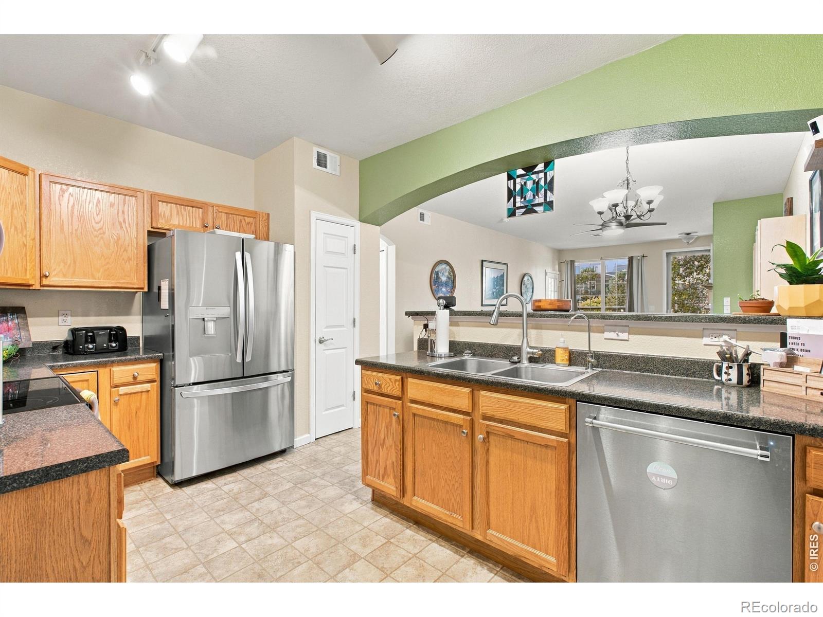 MLS Image #4 for 9896 w freiburg drive,littleton, Colorado