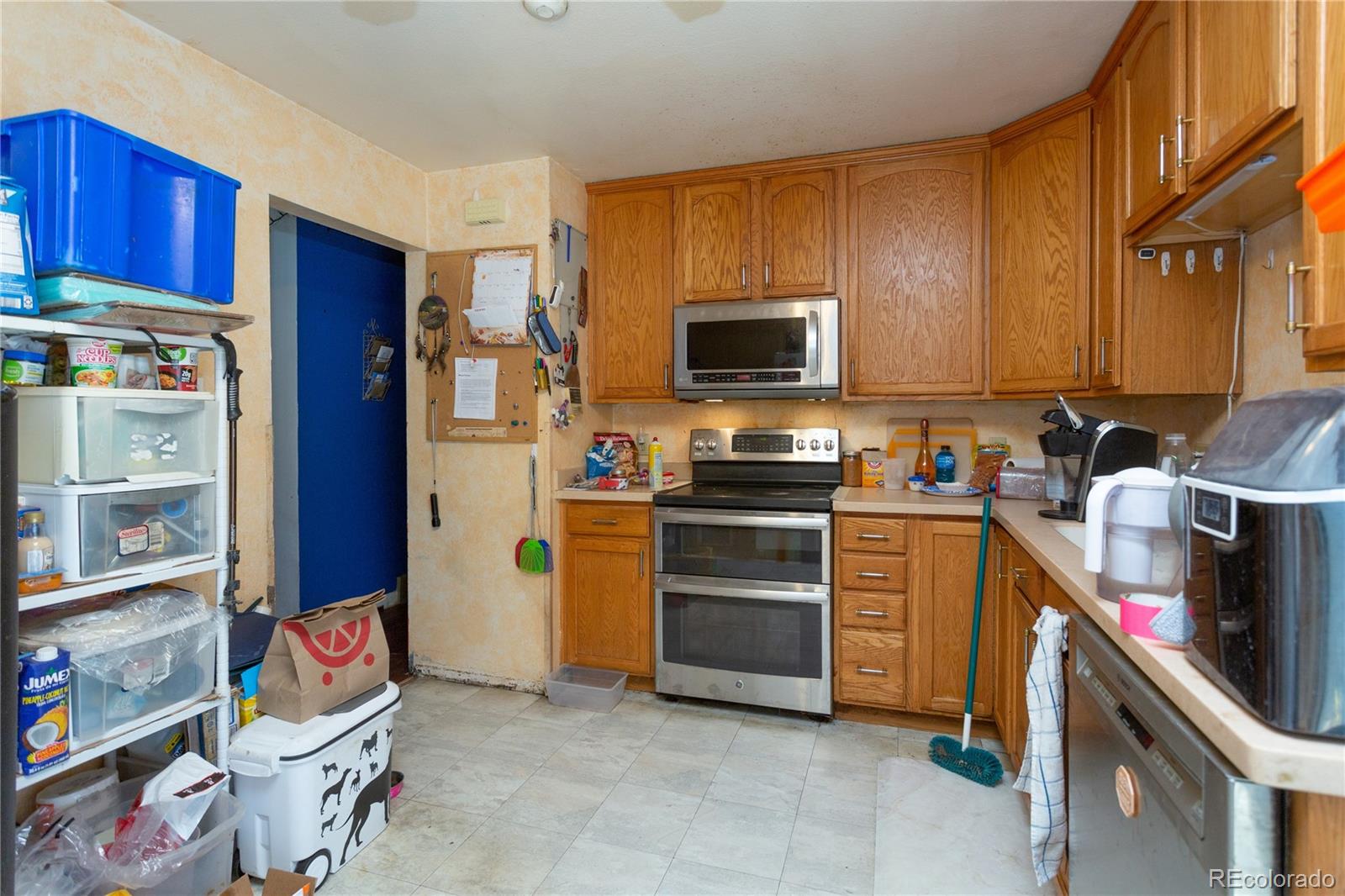 MLS Image #10 for 5557  crystal way,denver, Colorado