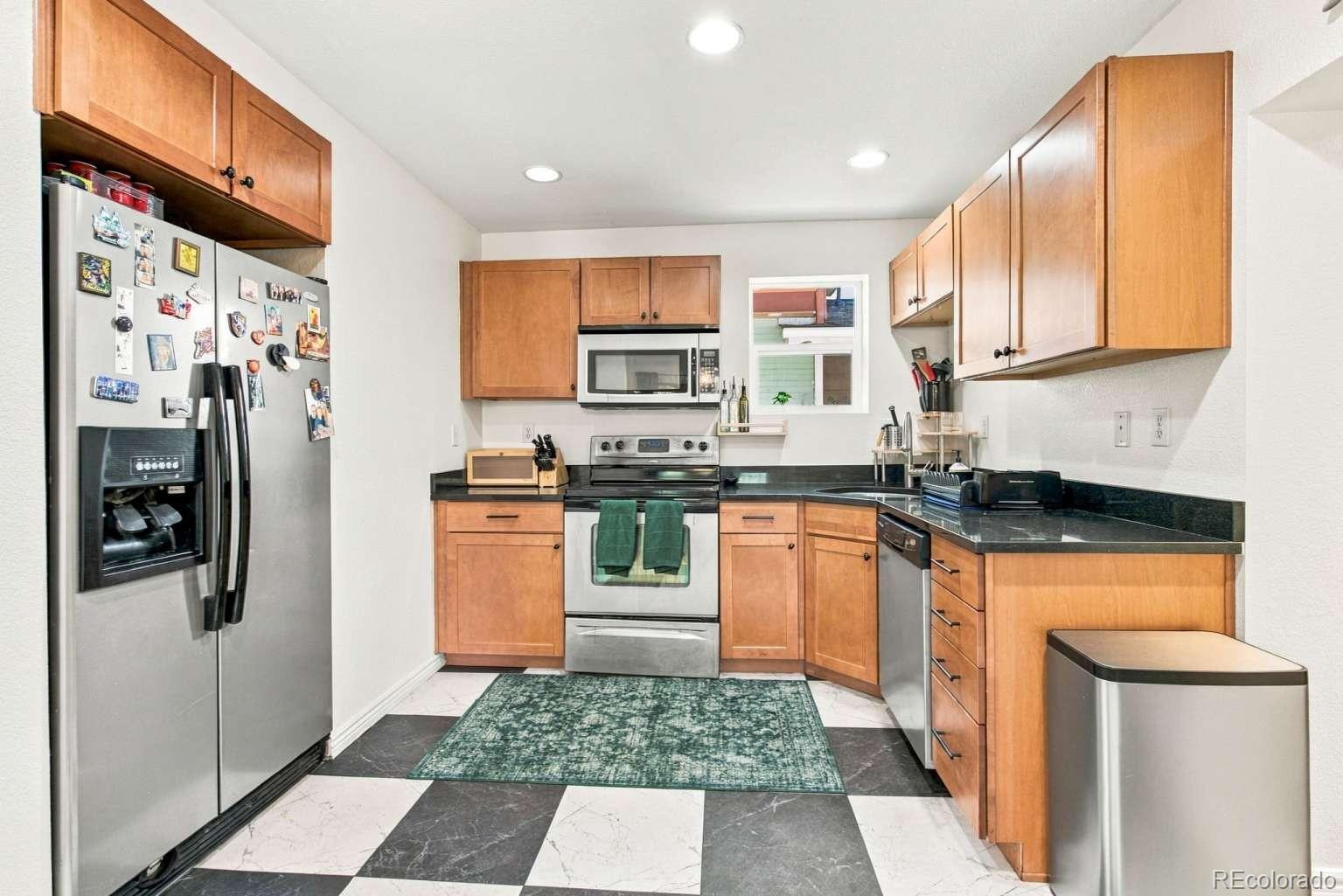 MLS Image #12 for 805 w 9th avenue,denver, Colorado