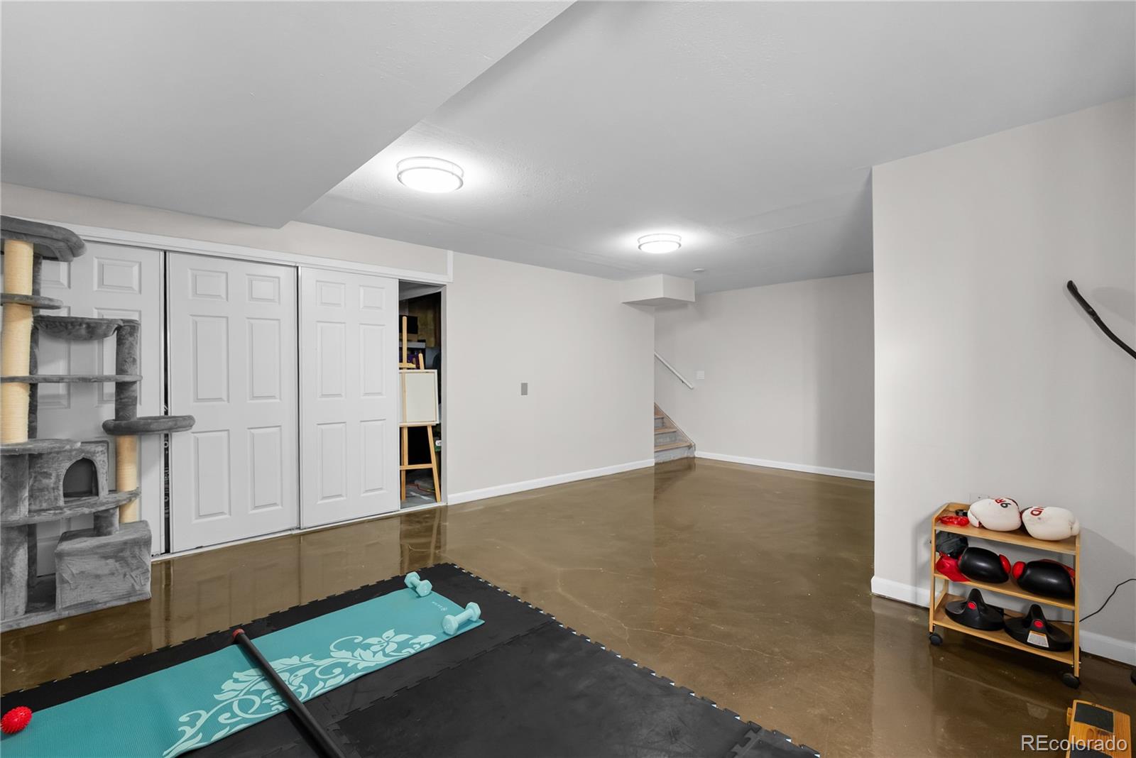 MLS Image #16 for 2002  legacy ridge view 109,colorado springs, Colorado