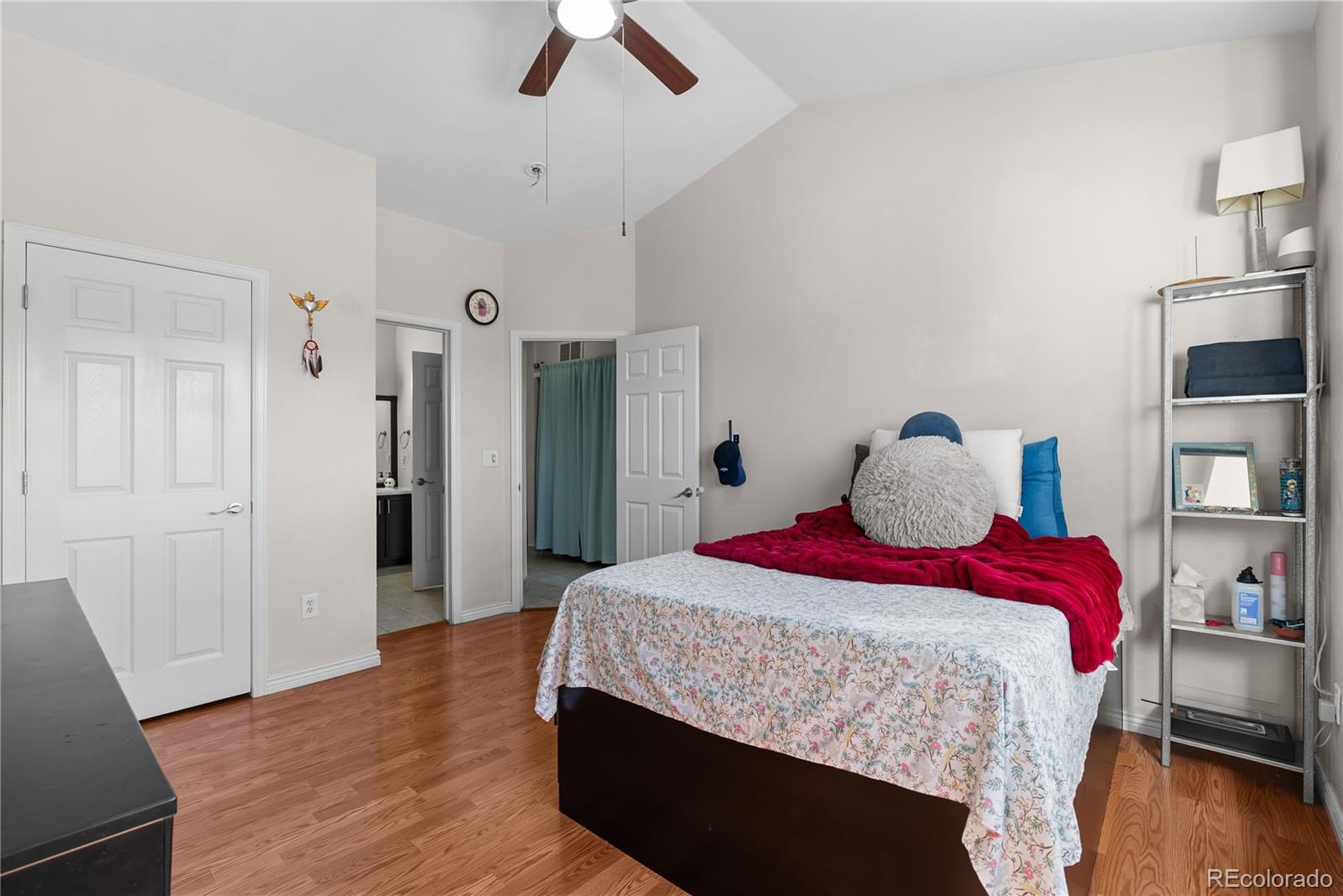 MLS Image #6 for 2002  legacy ridge view 109,colorado springs, Colorado