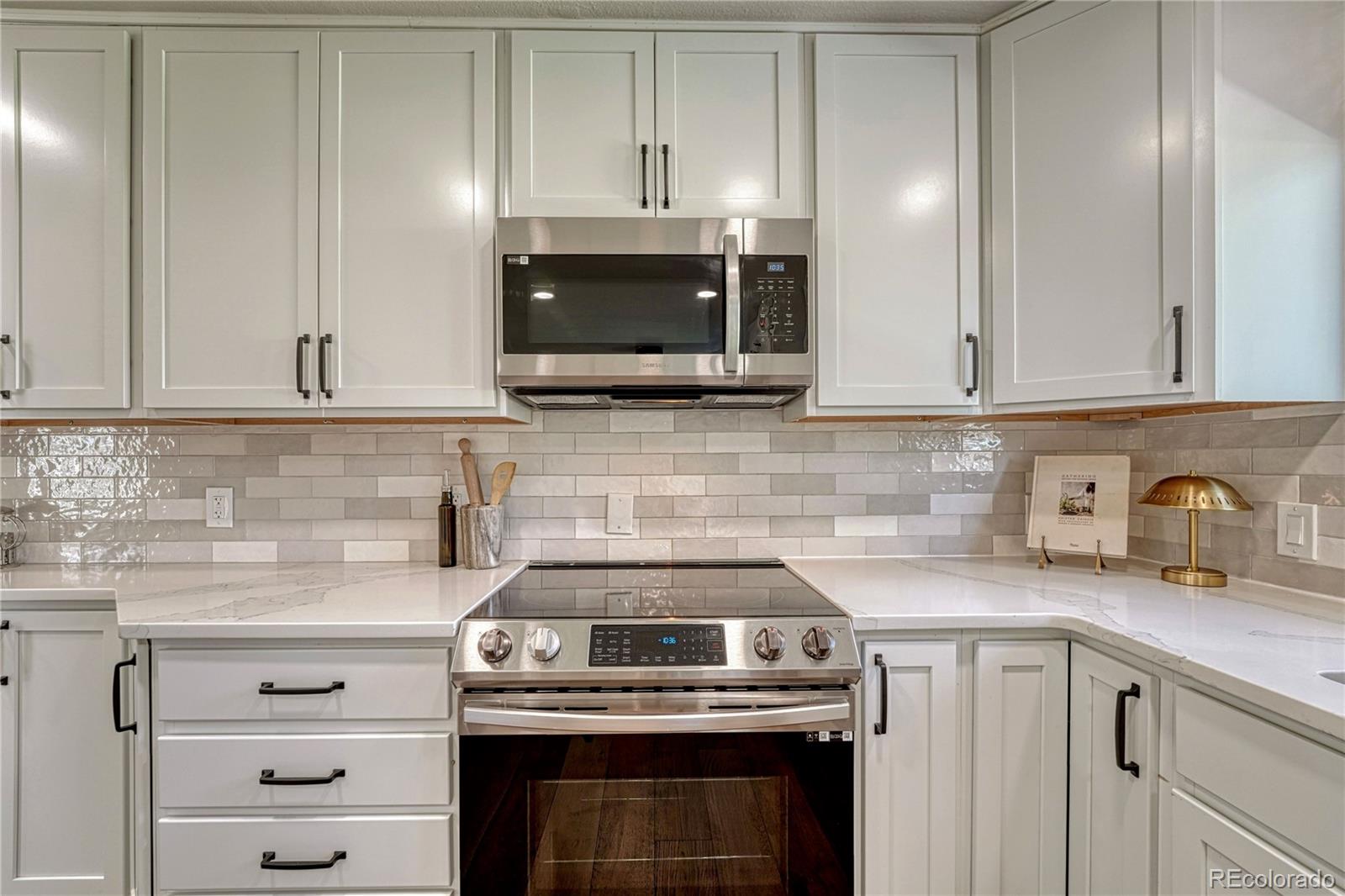 MLS Image #11 for 6945 s clermont drive,centennial, Colorado