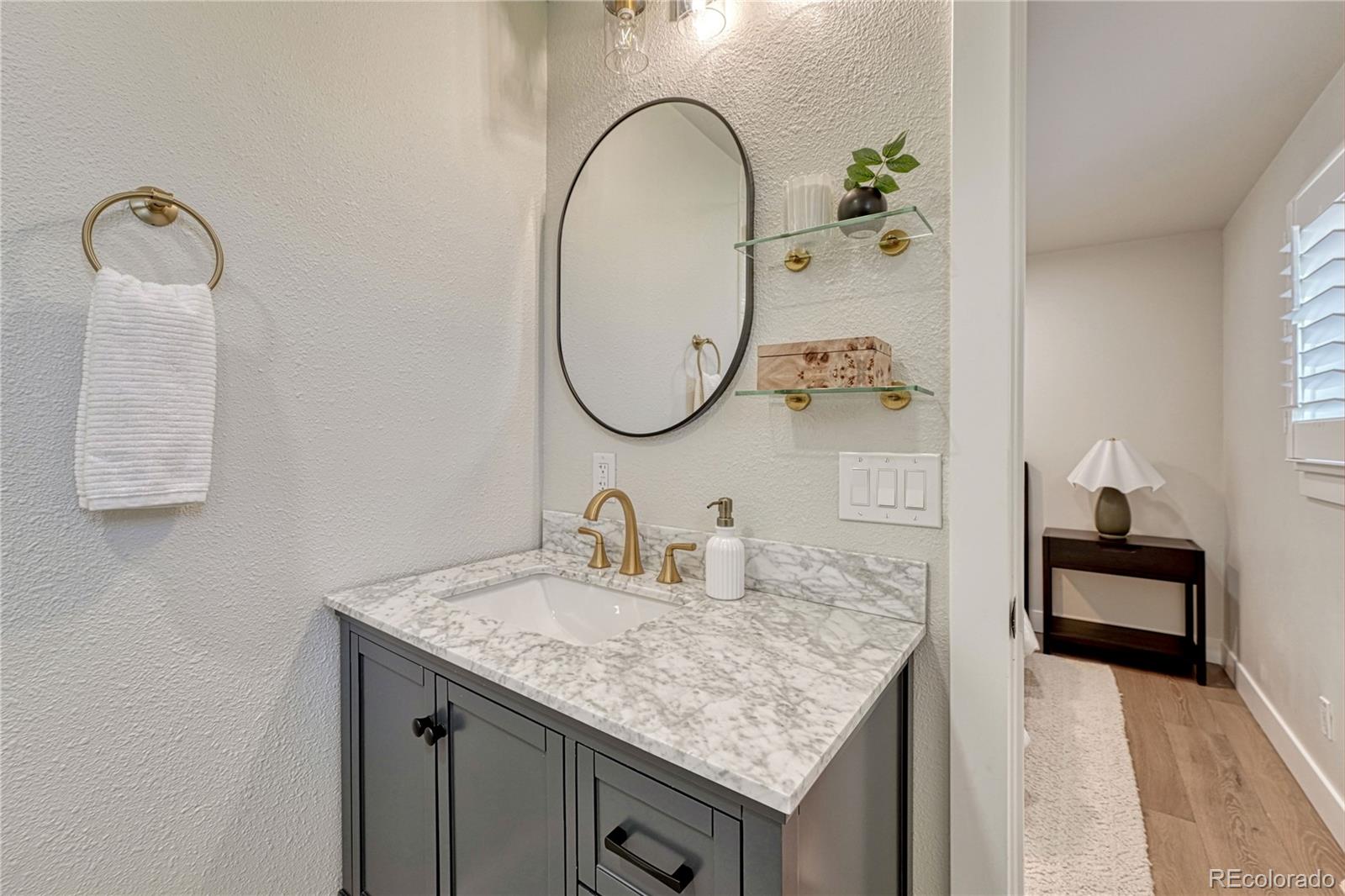 MLS Image #17 for 6945 s clermont drive,centennial, Colorado