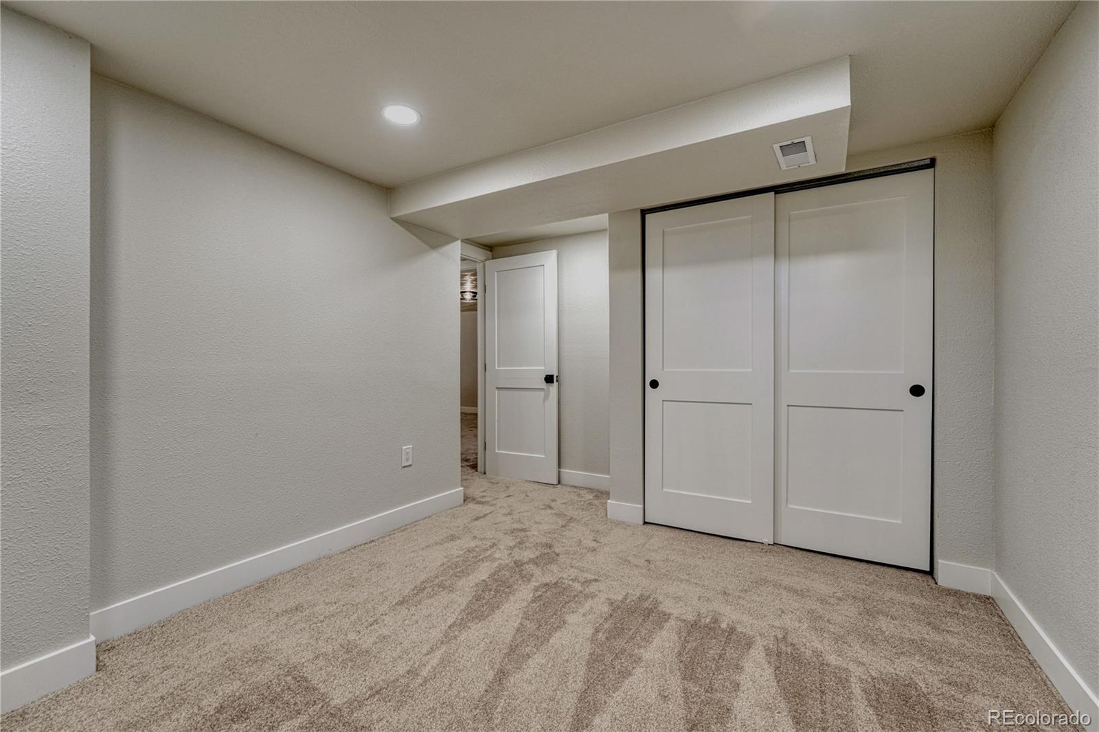 MLS Image #33 for 6945 s clermont drive,centennial, Colorado
