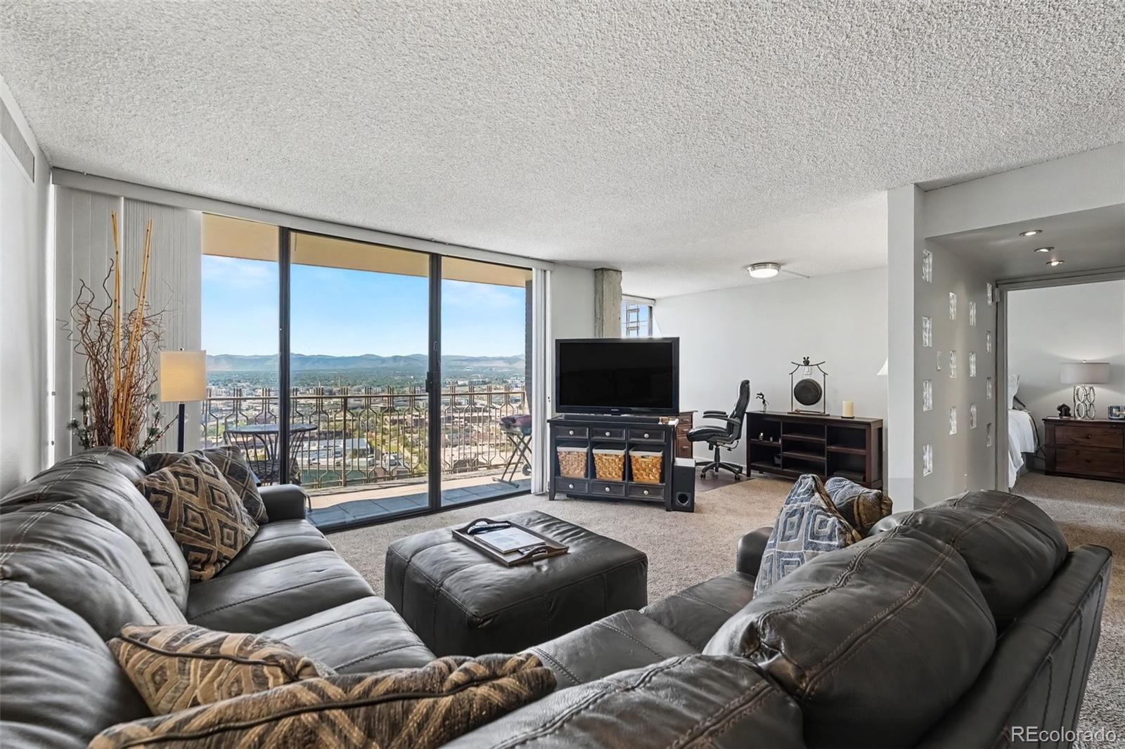 MLS Image #0 for 1020  15th street 33a,denver, Colorado