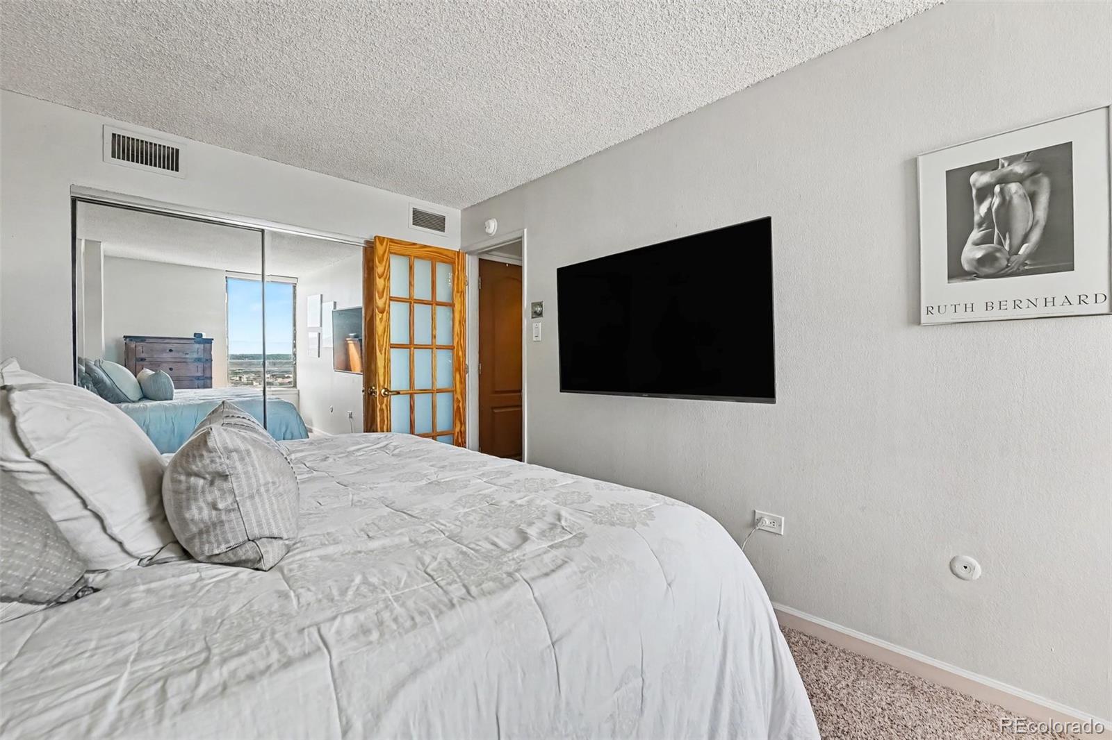 MLS Image #17 for 1020  15th street 33a,denver, Colorado