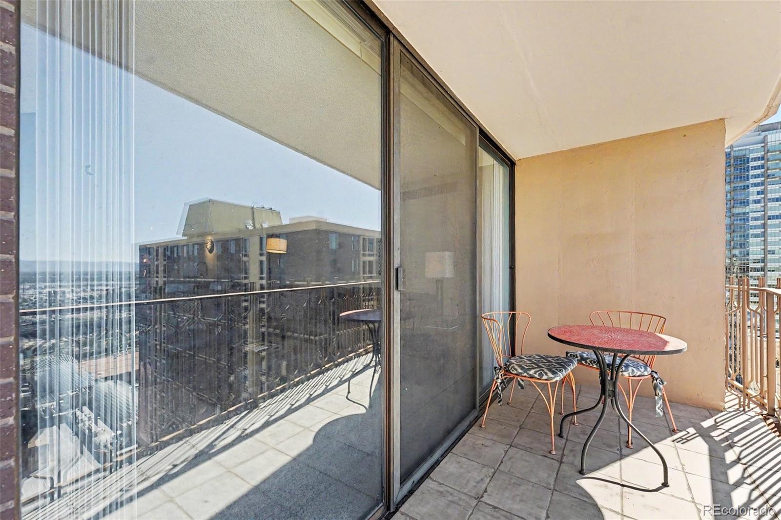 MLS Image #18 for 1020  15th street 33a,denver, Colorado