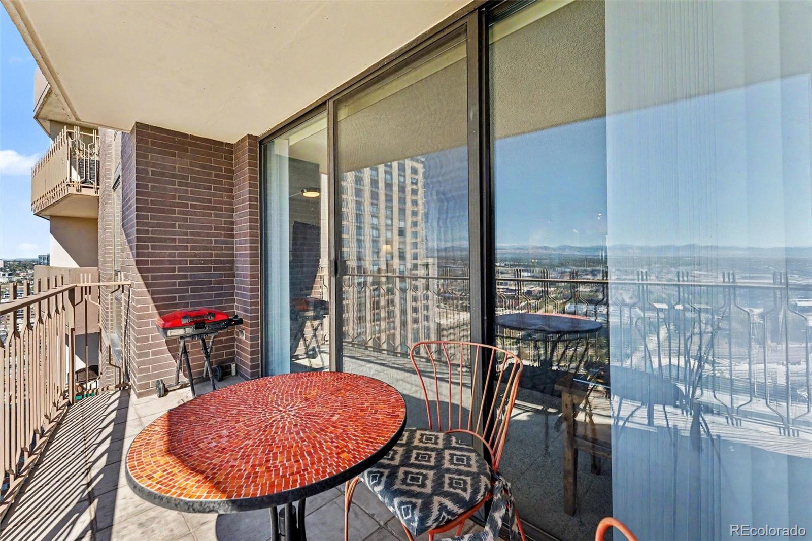 MLS Image #2 for 1020  15th street 33a,denver, Colorado
