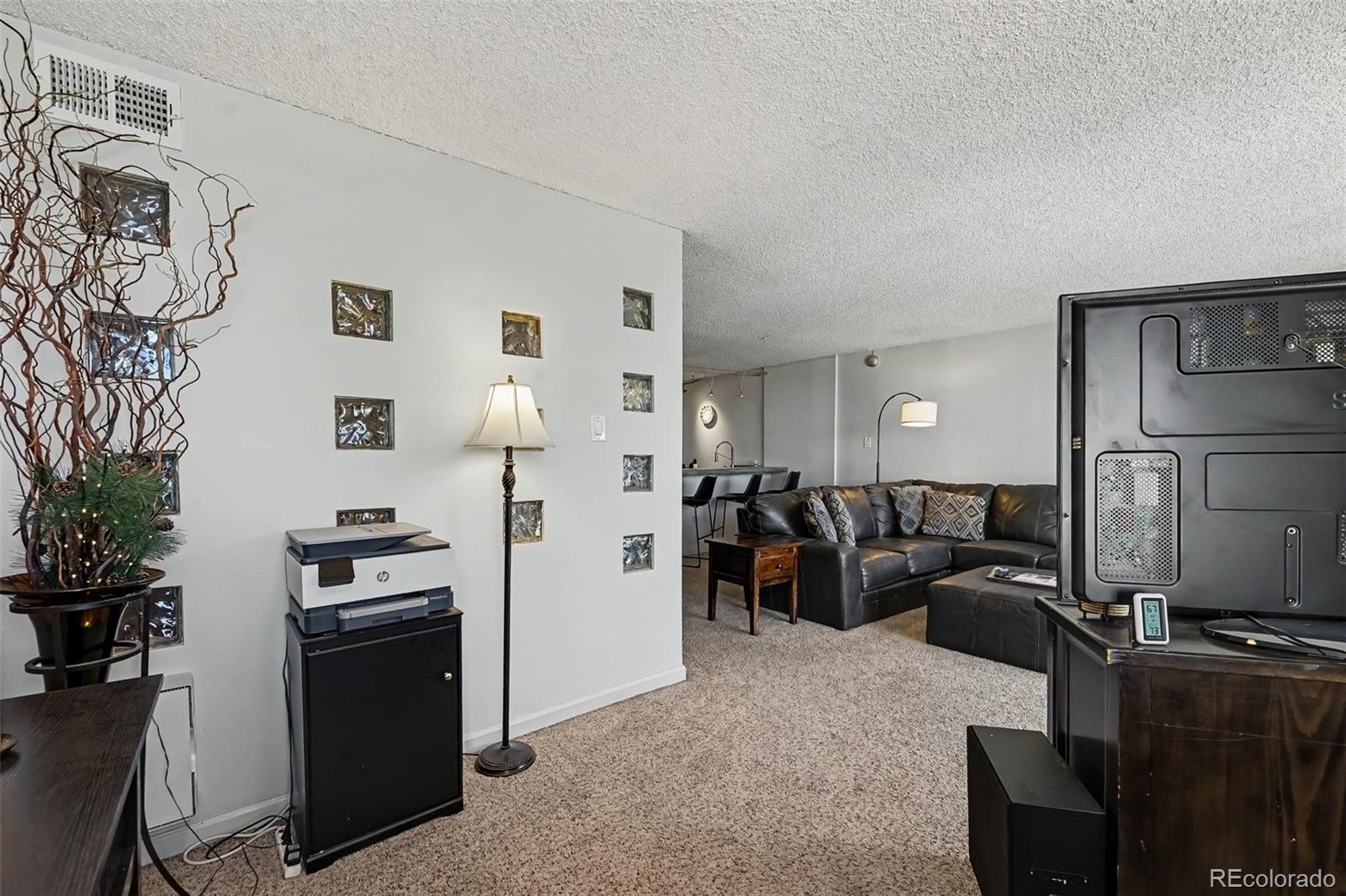 MLS Image #9 for 1020  15th street 33a,denver, Colorado