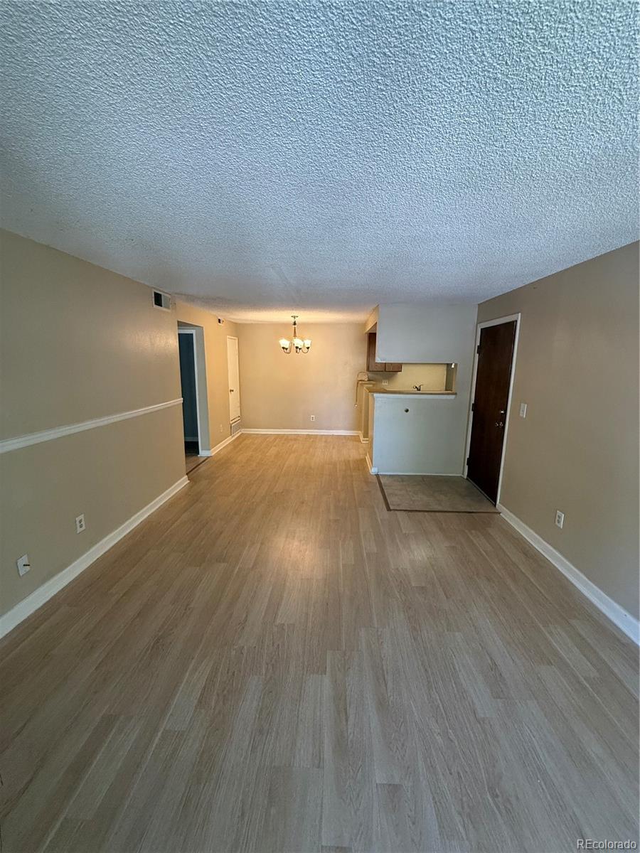 MLS Image #3 for 1760 s pitkin circle,aurora, Colorado