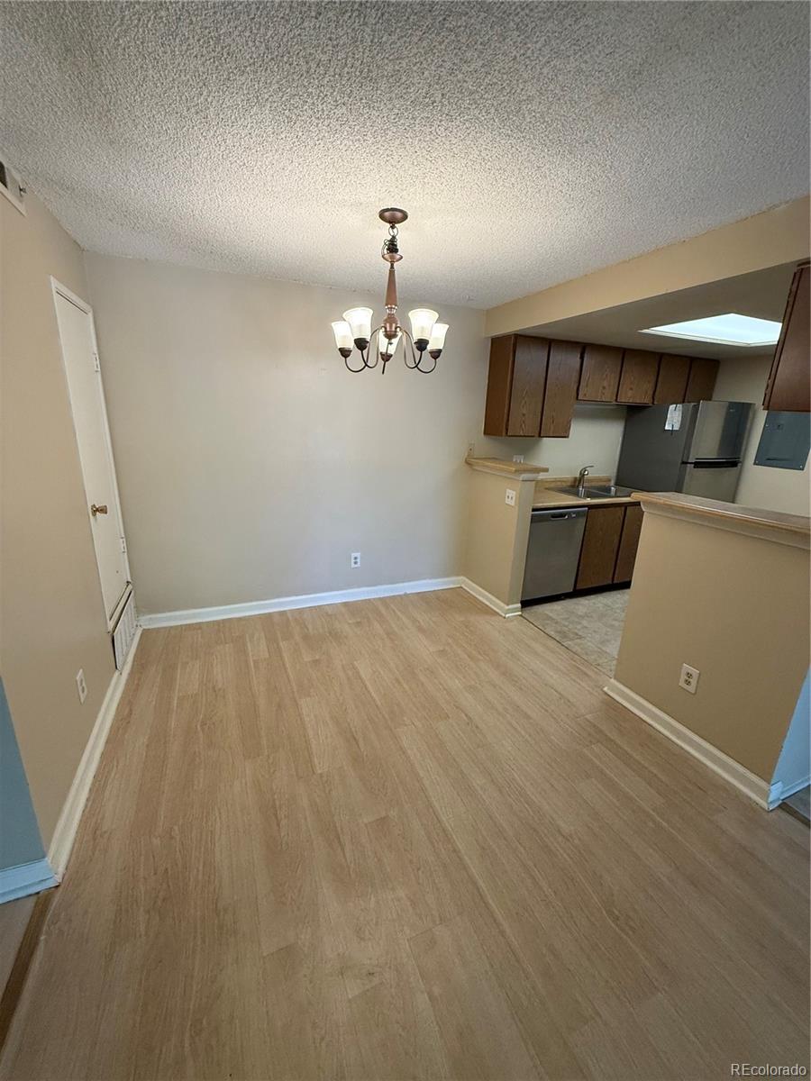 MLS Image #4 for 1760 s pitkin circle,aurora, Colorado