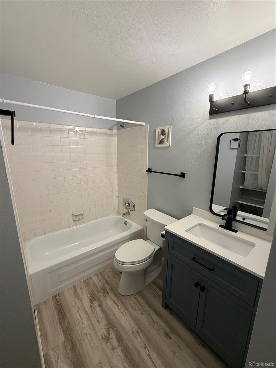 MLS Image #9 for 1760 s pitkin circle,aurora, Colorado