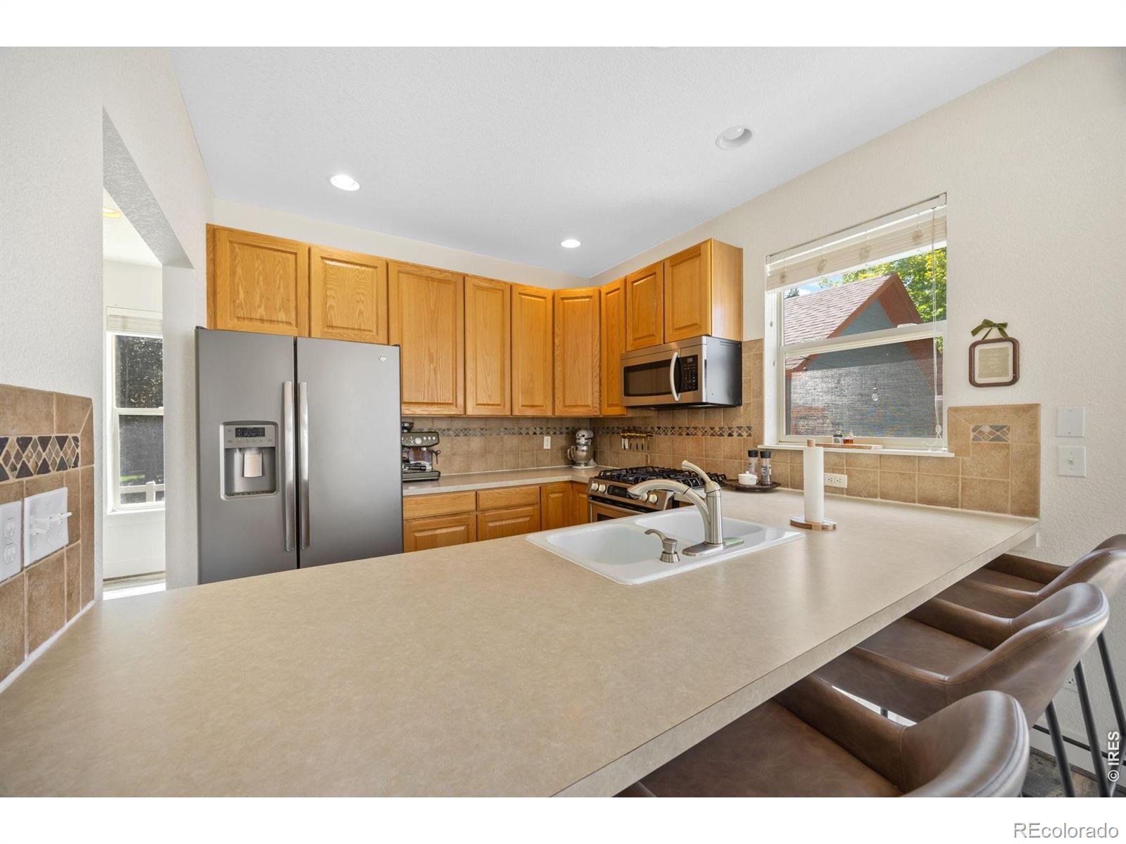 MLS Image #14 for 2069  bear creek place,loveland, Colorado