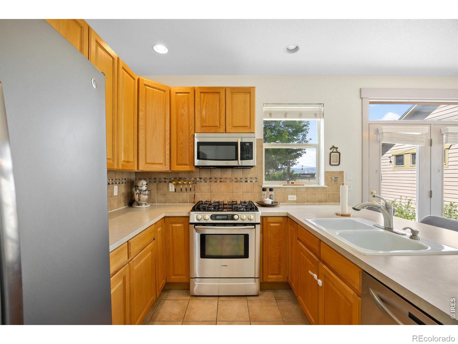 MLS Image #15 for 2069  bear creek place,loveland, Colorado
