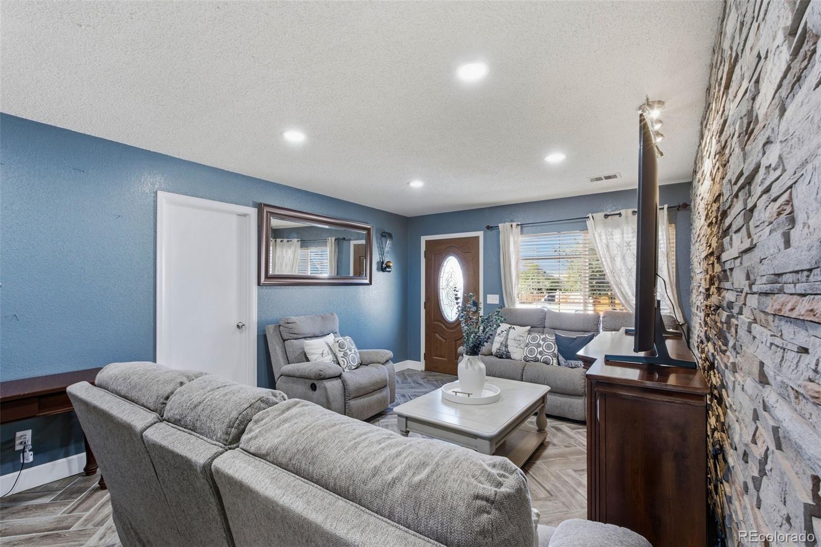 MLS Image #2 for 15780 e 48th place,denver, Colorado