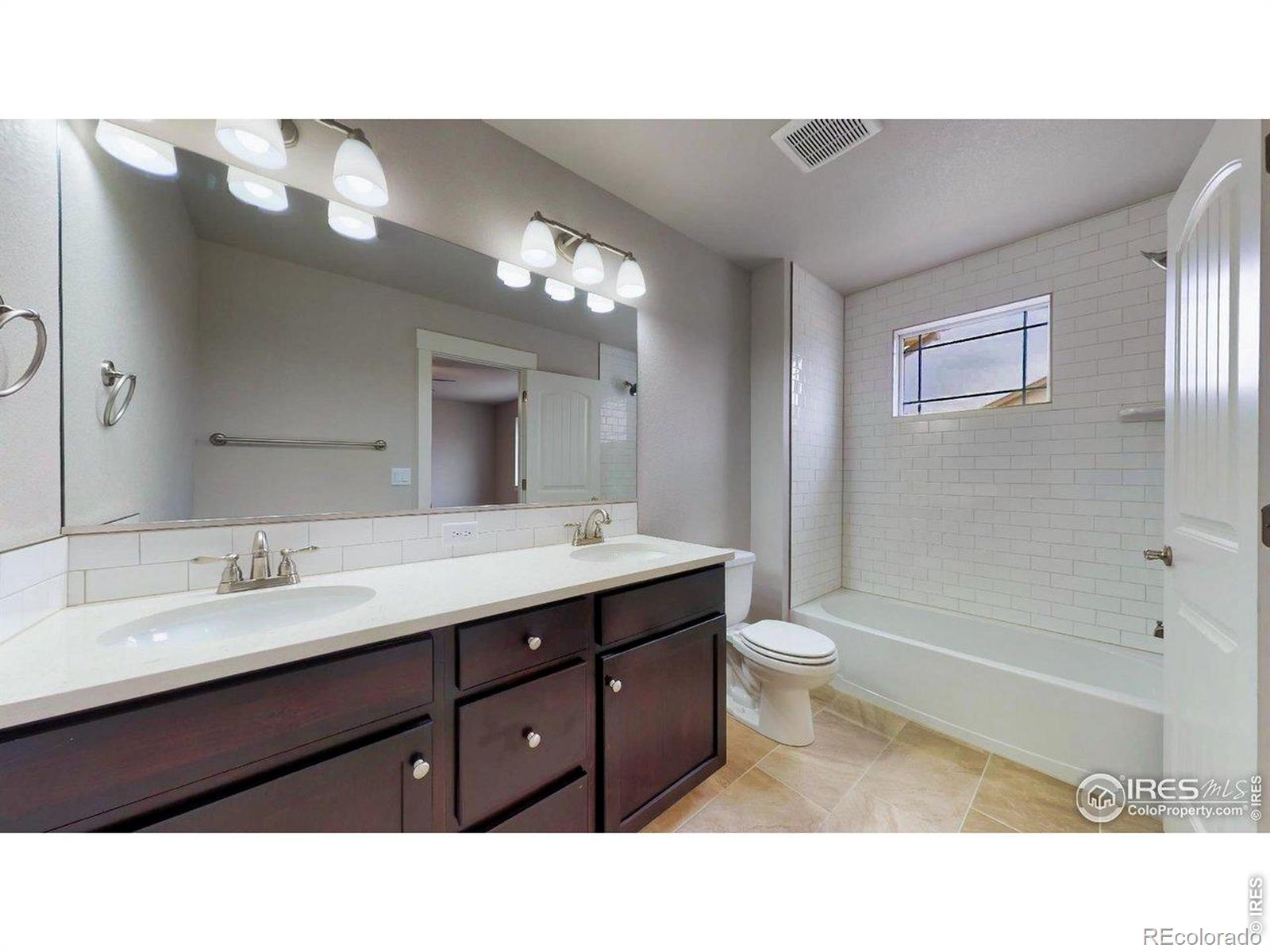 MLS Image #7 for 1726  westward circle,eaton, Colorado