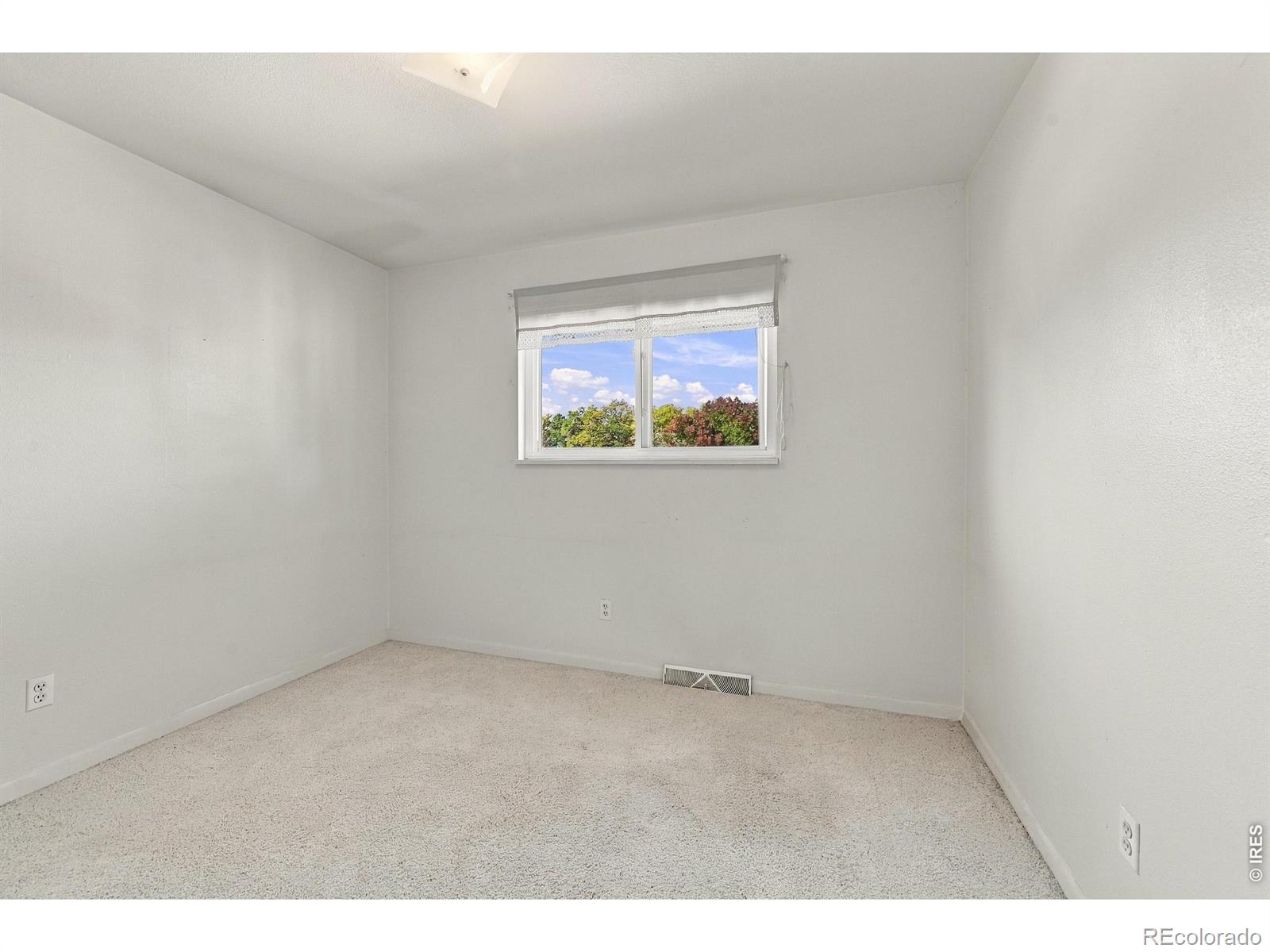 MLS Image #17 for 2404 n van buren avenue,loveland, Colorado