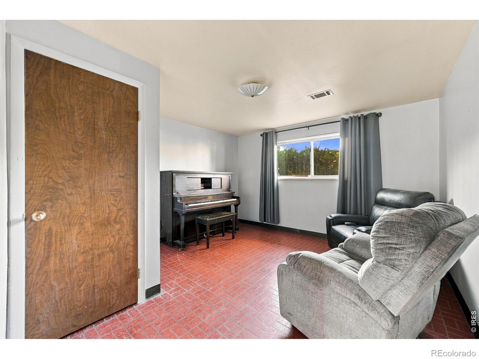 MLS Image #18 for 2404 n van buren avenue,loveland, Colorado