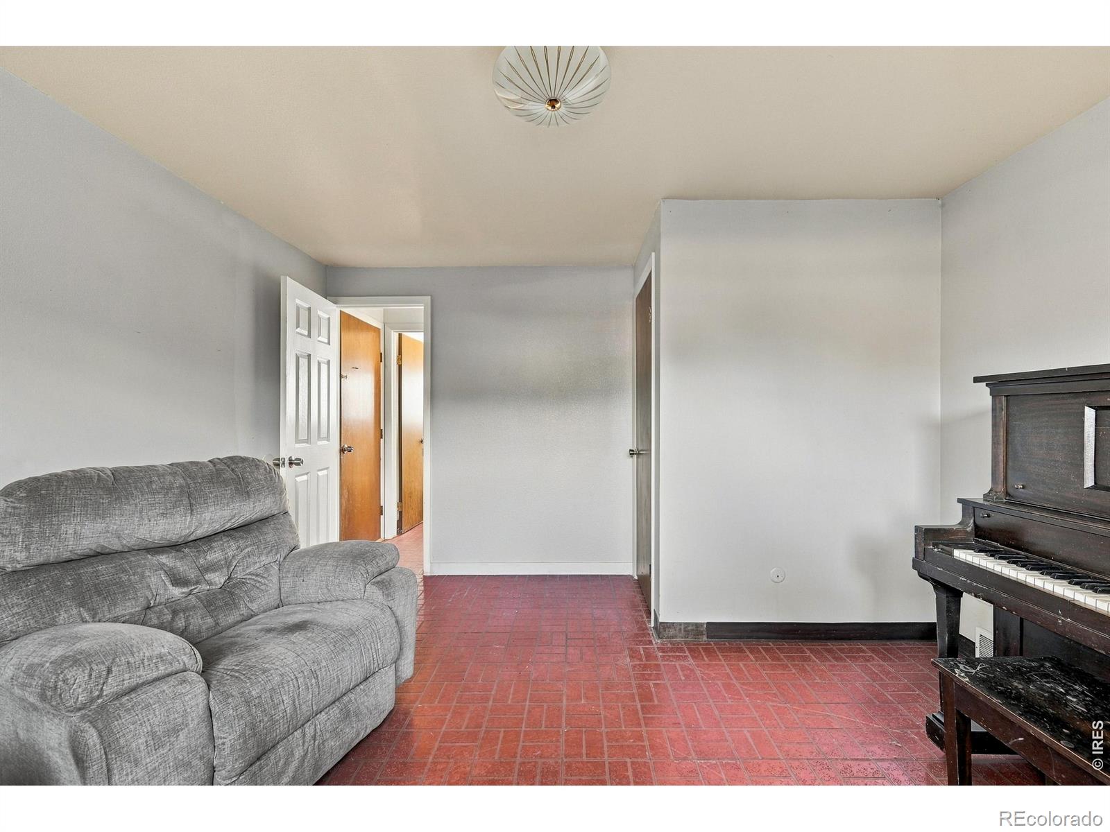 MLS Image #19 for 2404 n van buren avenue,loveland, Colorado