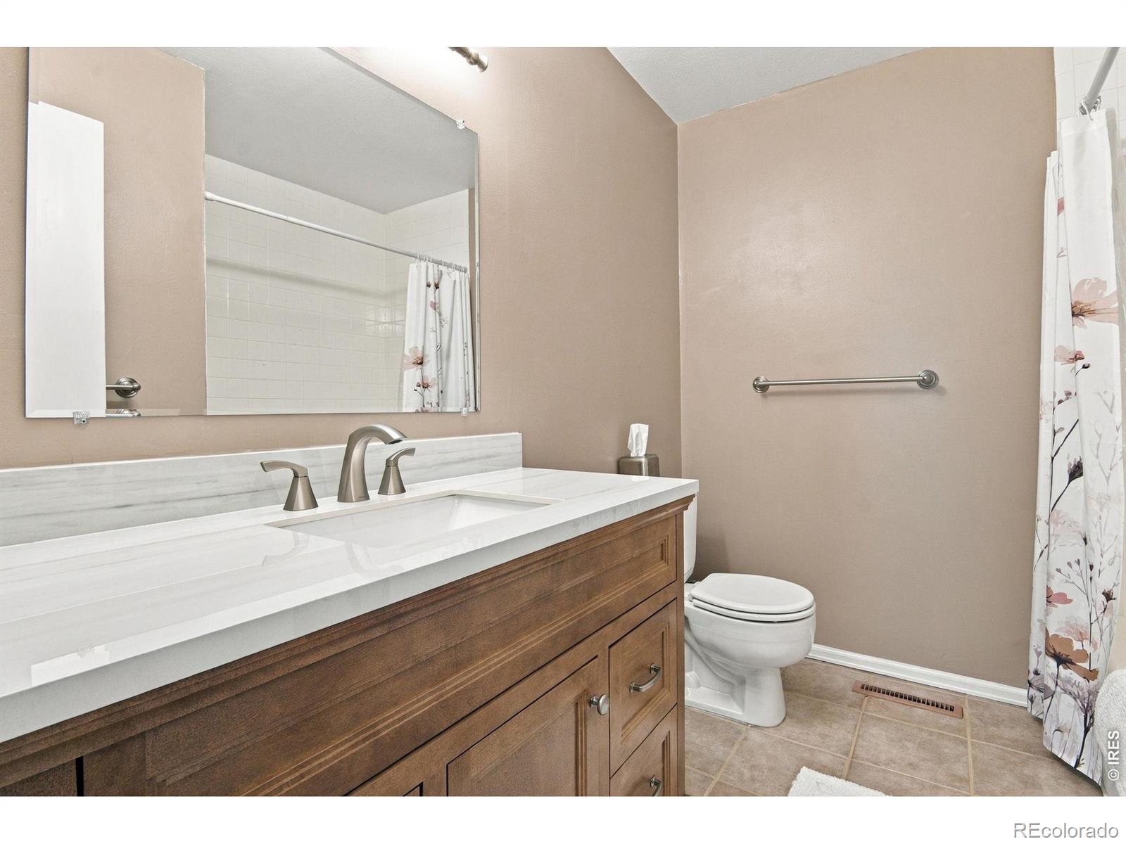 MLS Image #14 for 1  texas lane,longmont, Colorado