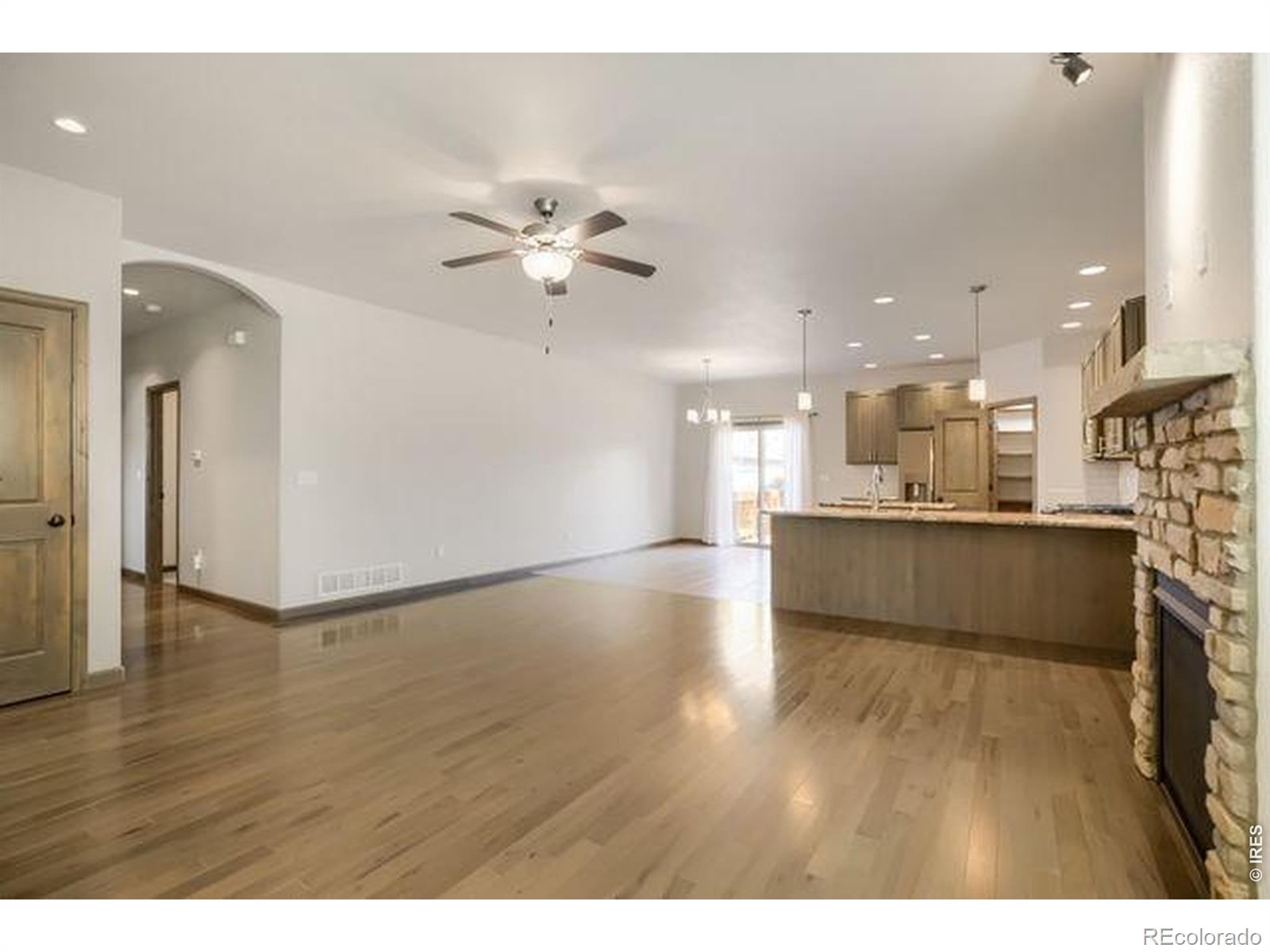 MLS Image #2 for 820  13th street,berthoud, Colorado