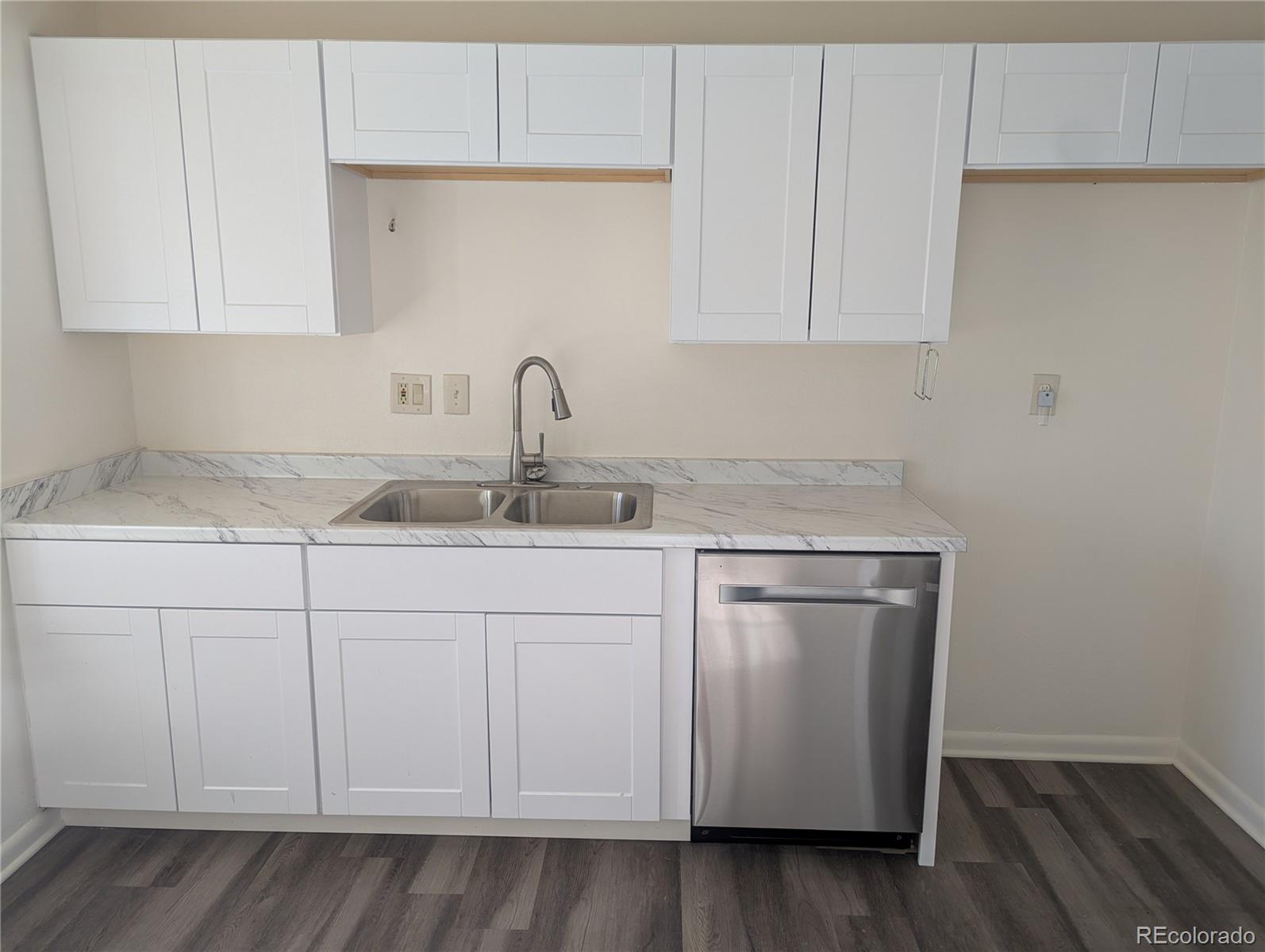 MLS Image #2 for 3256  troy street,aurora, Colorado