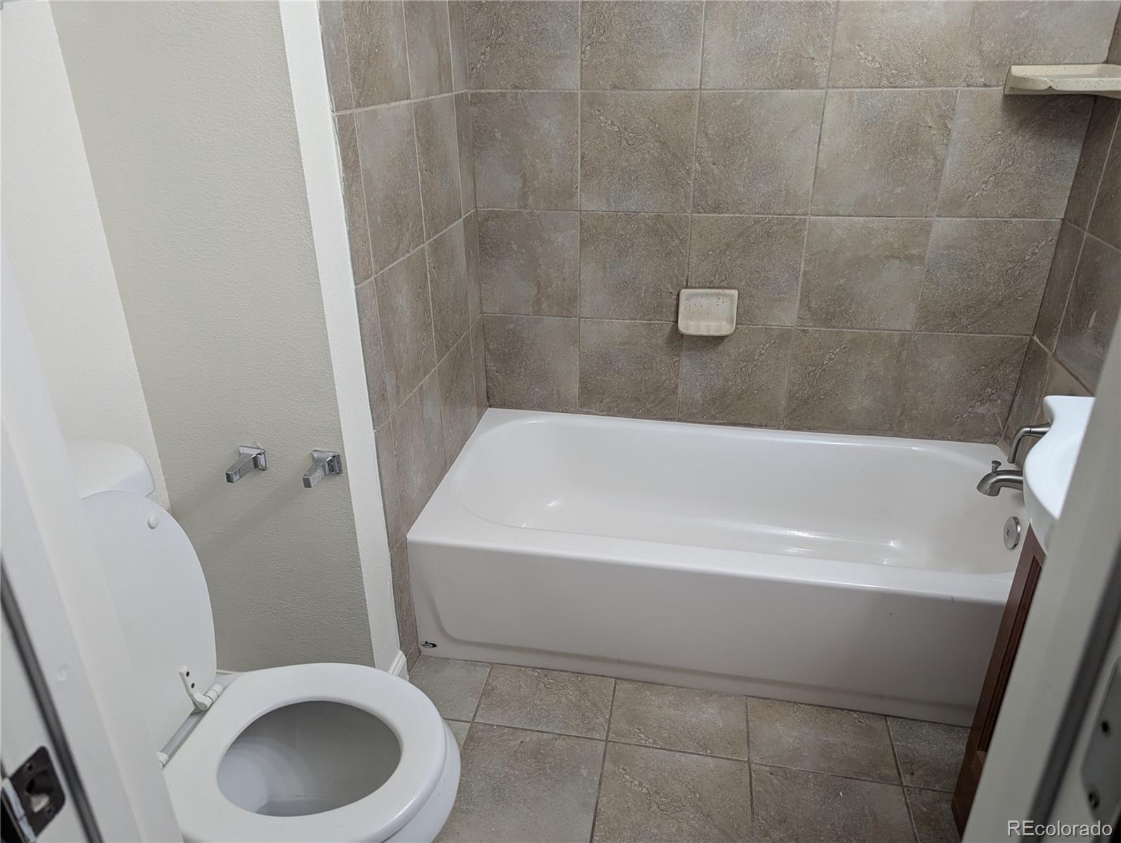 MLS Image #8 for 3256  troy street,aurora, Colorado