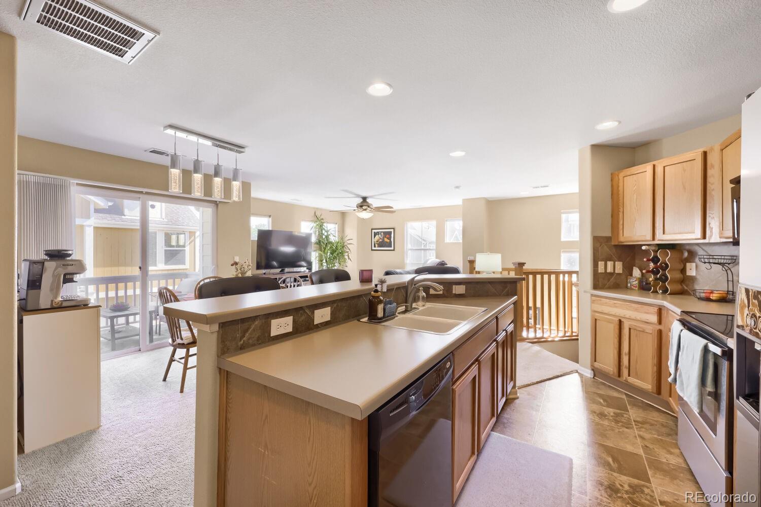 MLS Image #6 for 11947  riverstone circle,commerce city, Colorado