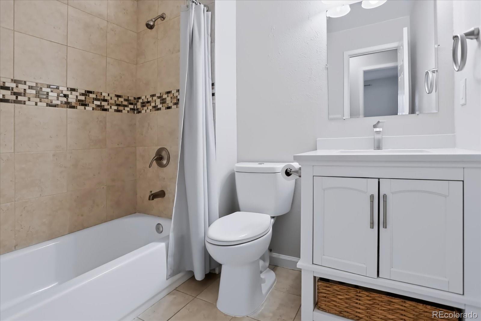 MLS Image #27 for 6528 s cody way,littleton, Colorado