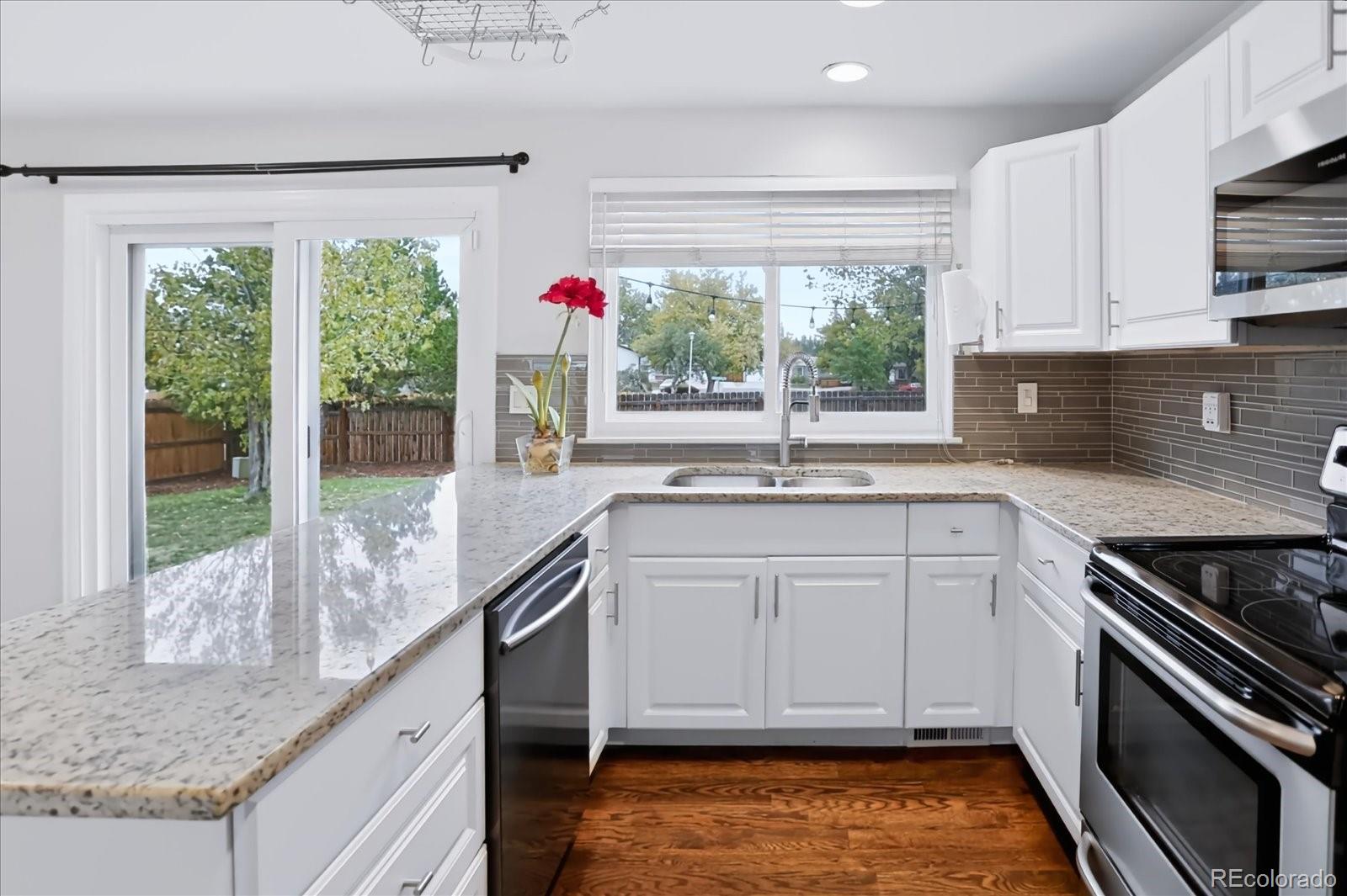MLS Image #7 for 6528 s cody way,littleton, Colorado