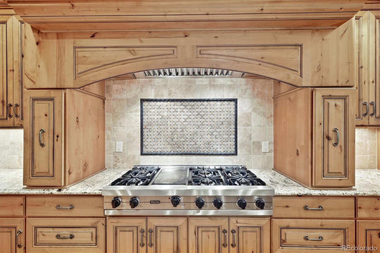 MLS Image #11 for 4320 e linden circle,greenwood village, Colorado