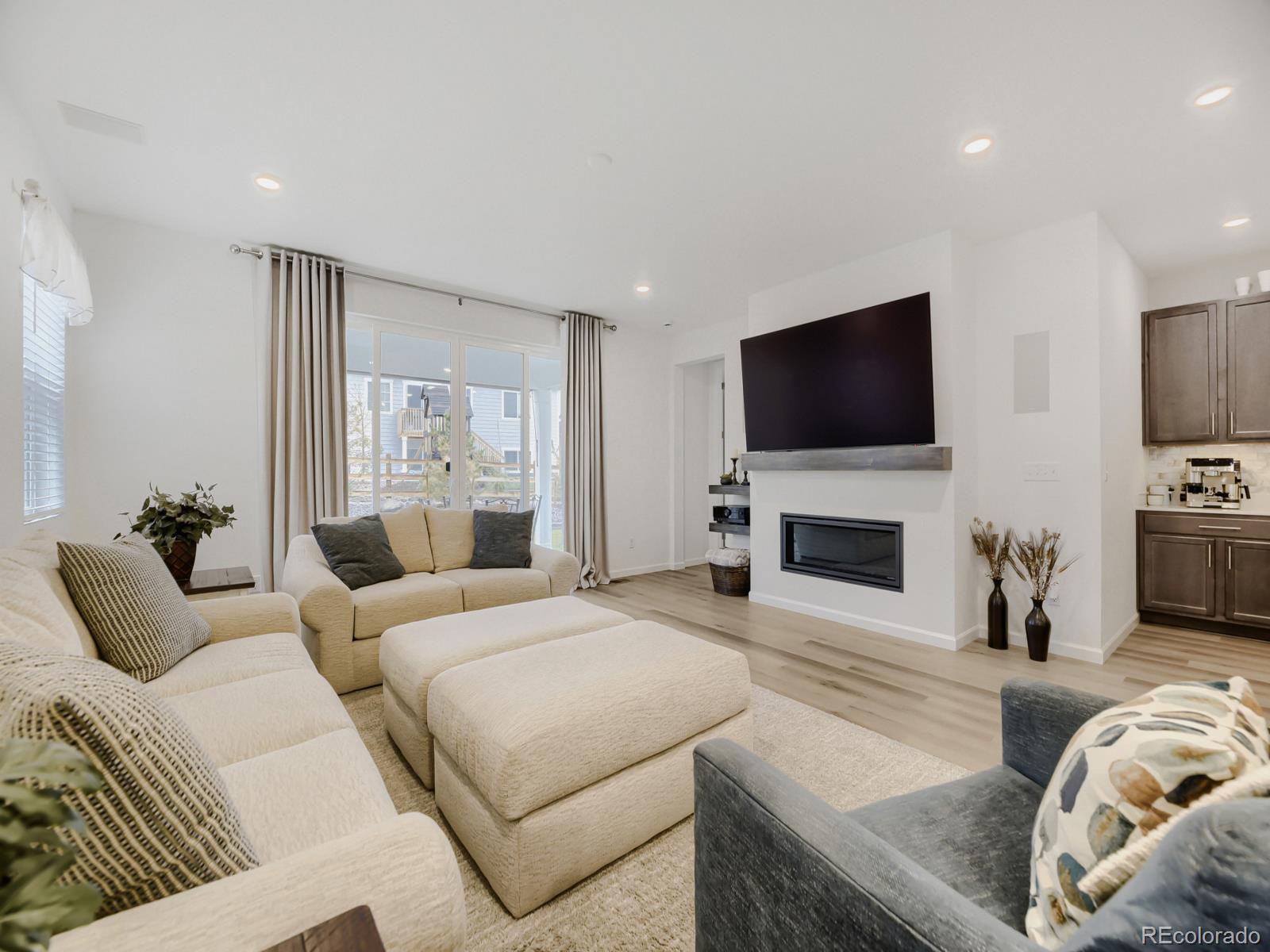 MLS Image #6 for 39151  anthony street,elizabeth, Colorado