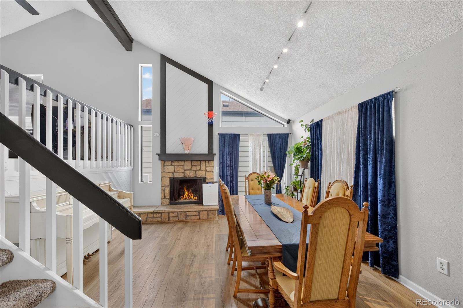 MLS Image #2 for 960 s zeno way,aurora, Colorado