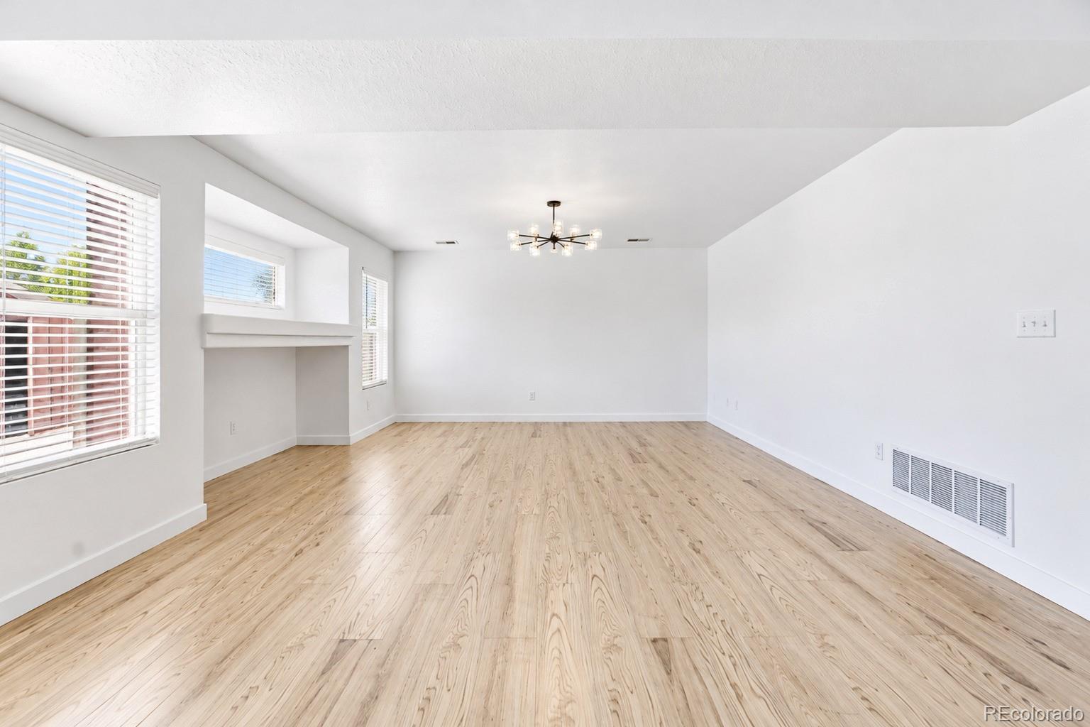 MLS Image #11 for 4965  perth street,denver, Colorado