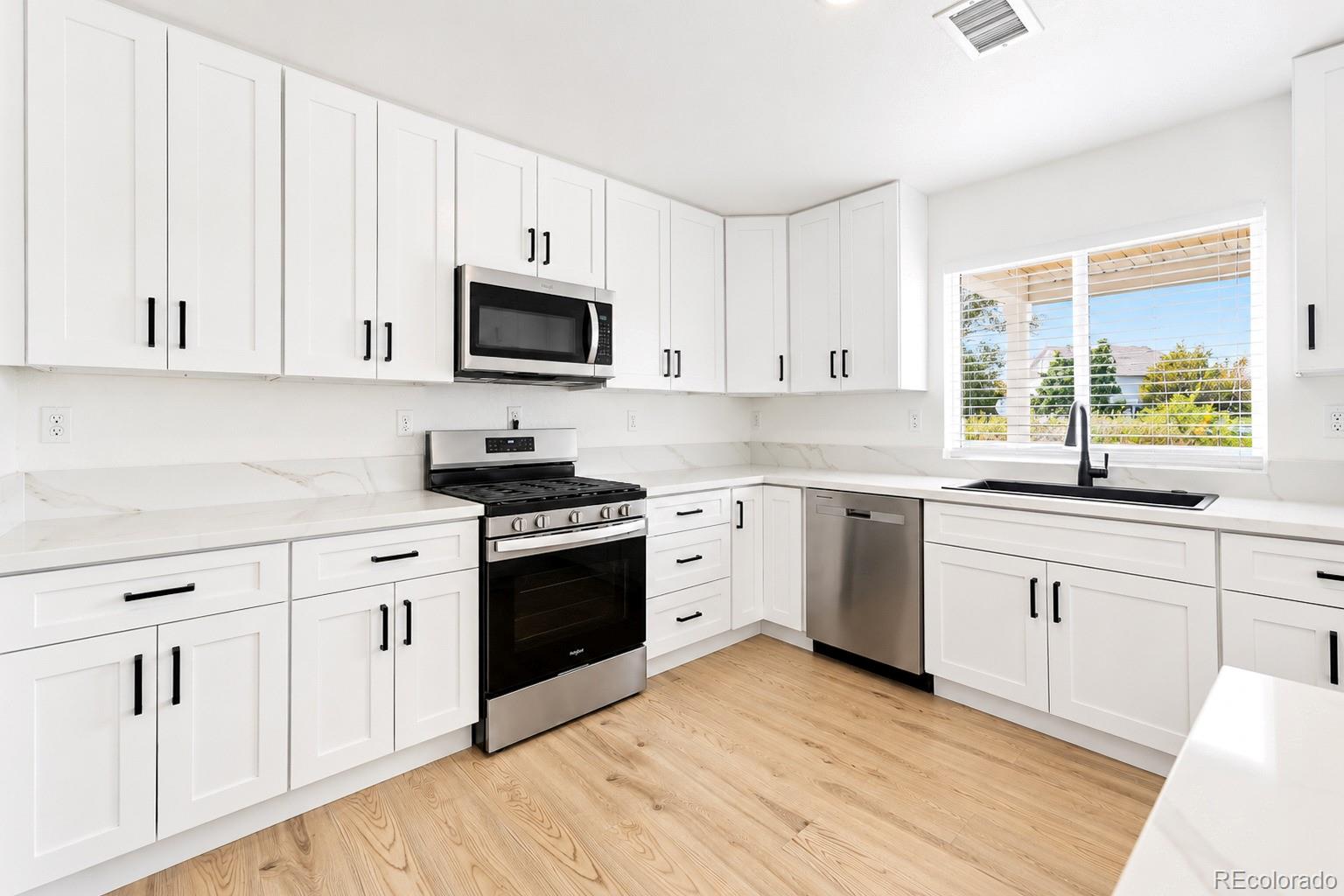 MLS Image #3 for 4965  perth street,denver, Colorado