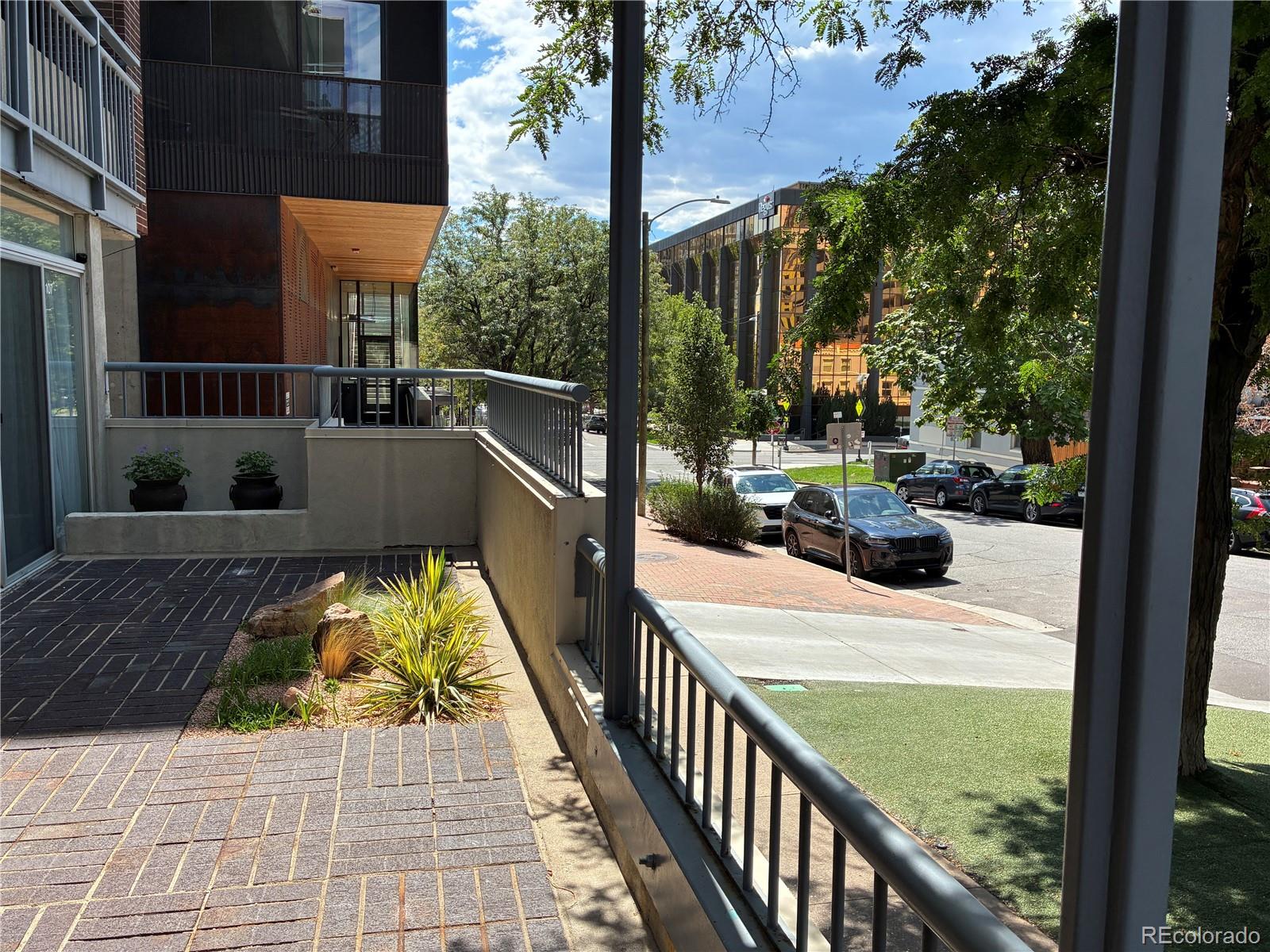 MLS Image #5 for 830 n sherman street 204,denver, Colorado