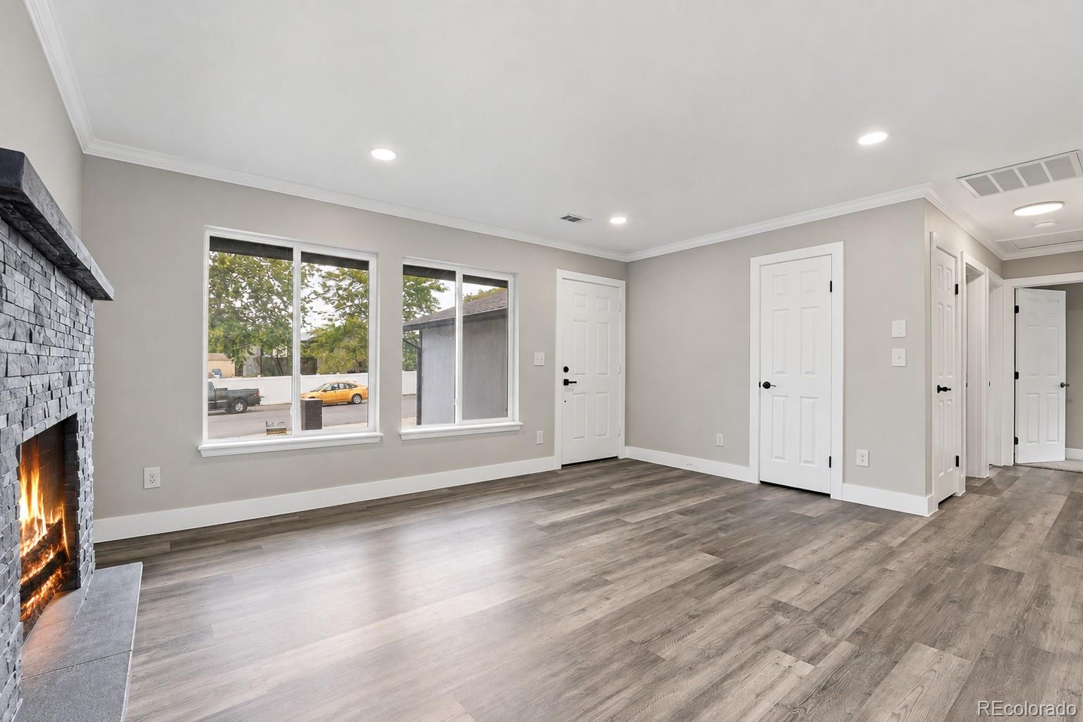 MLS Image #6 for 3803 s ouray way,aurora, Colorado
