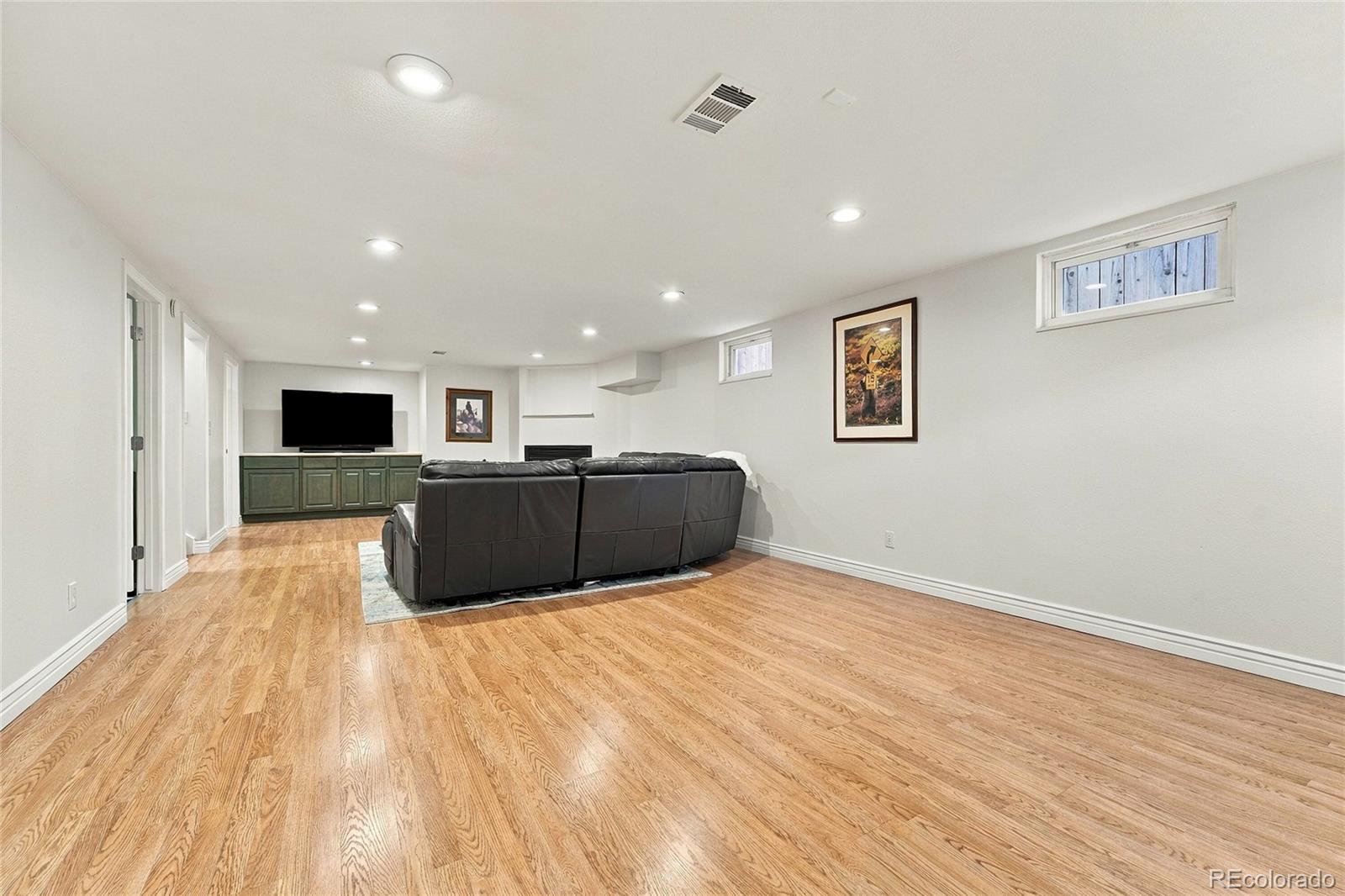 MLS Image #21 for 3484 w 33rd avenue,denver, Colorado