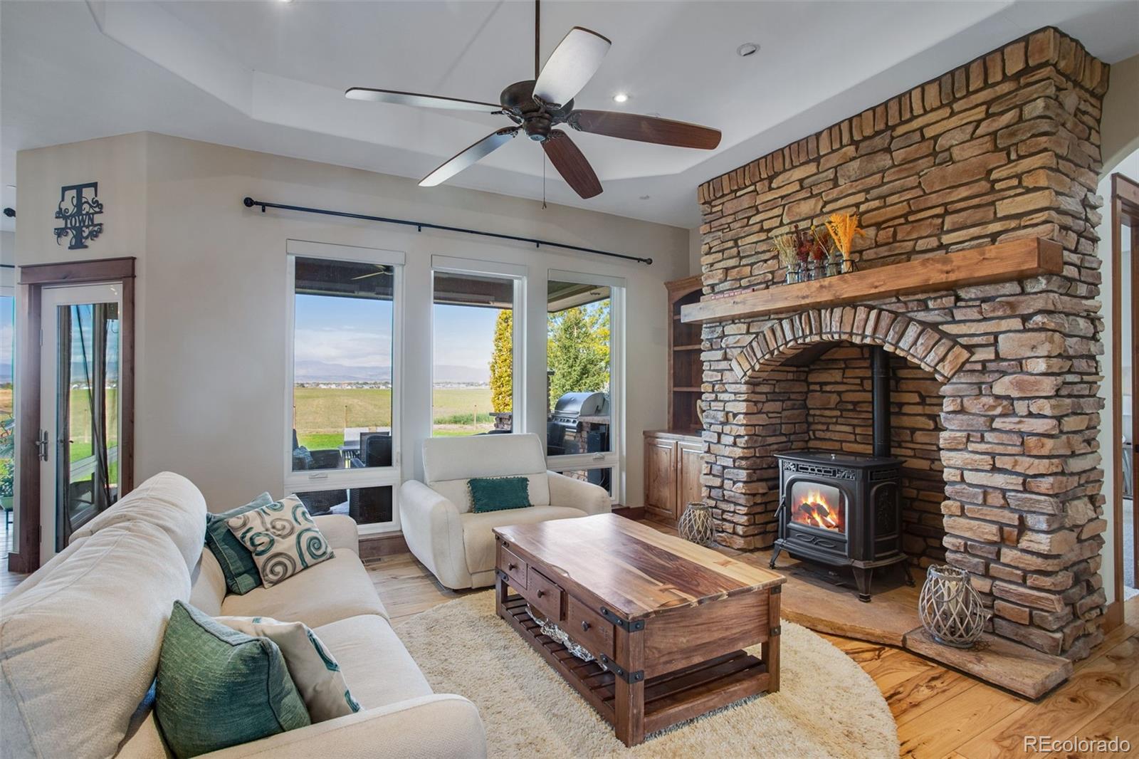 MLS Image #9 for 20509  county road 3 ,berthoud, Colorado