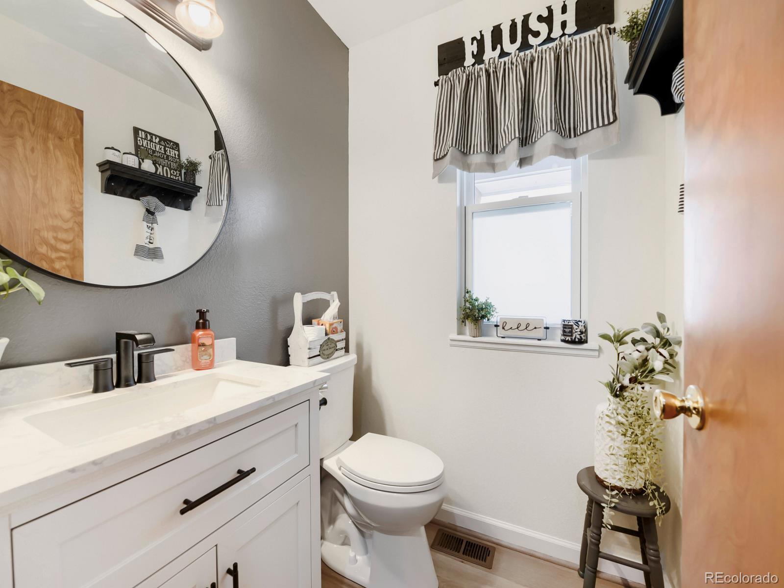 MLS Image #19 for 2350 e nichols place,centennial, Colorado