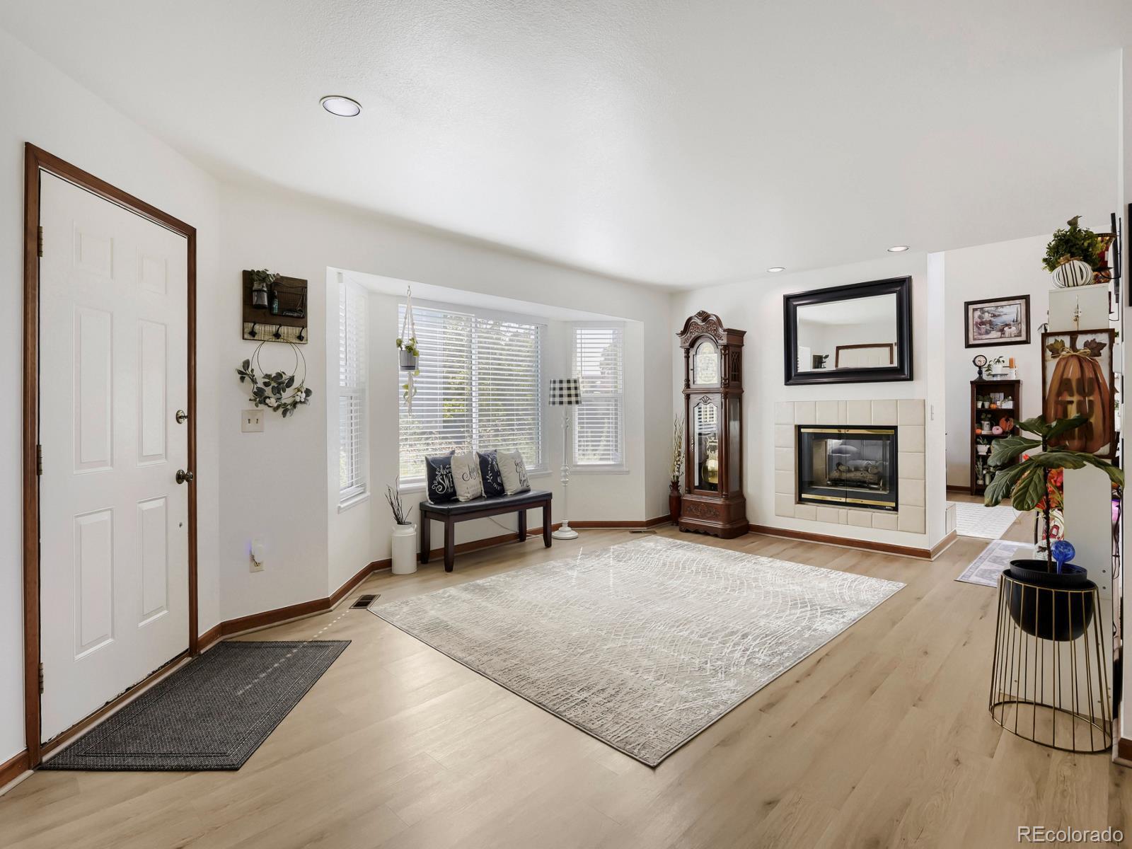MLS Image #6 for 2350 e nichols place,centennial, Colorado