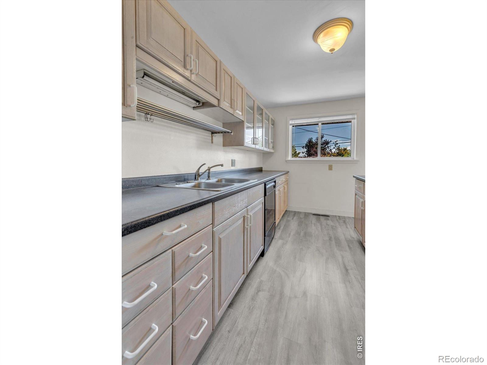 MLS Image #8 for 710 s 44th street,boulder, Colorado