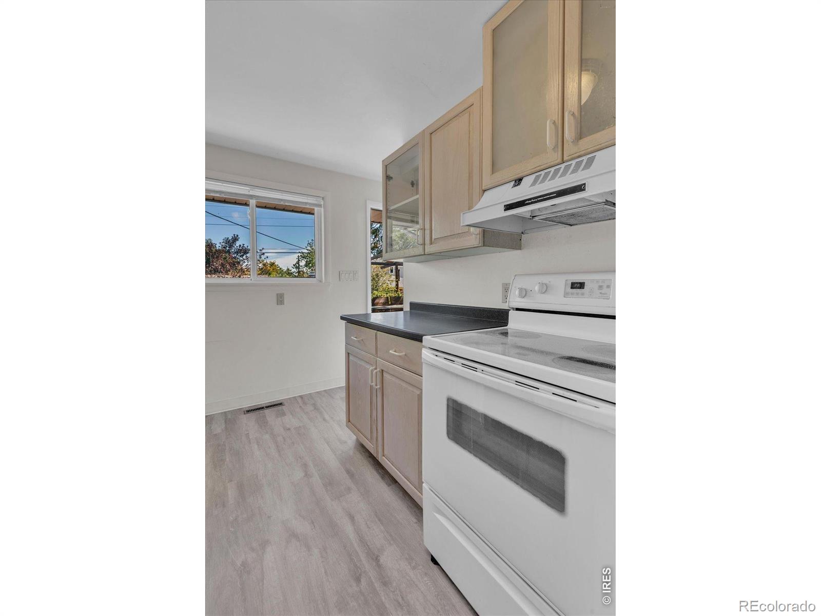 MLS Image #9 for 710 s 44th street,boulder, Colorado