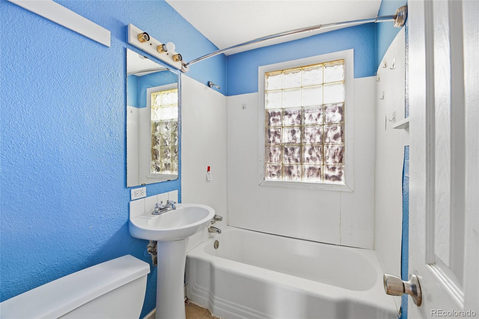 MLS Image #8 for 1625  verbena street,denver, Colorado