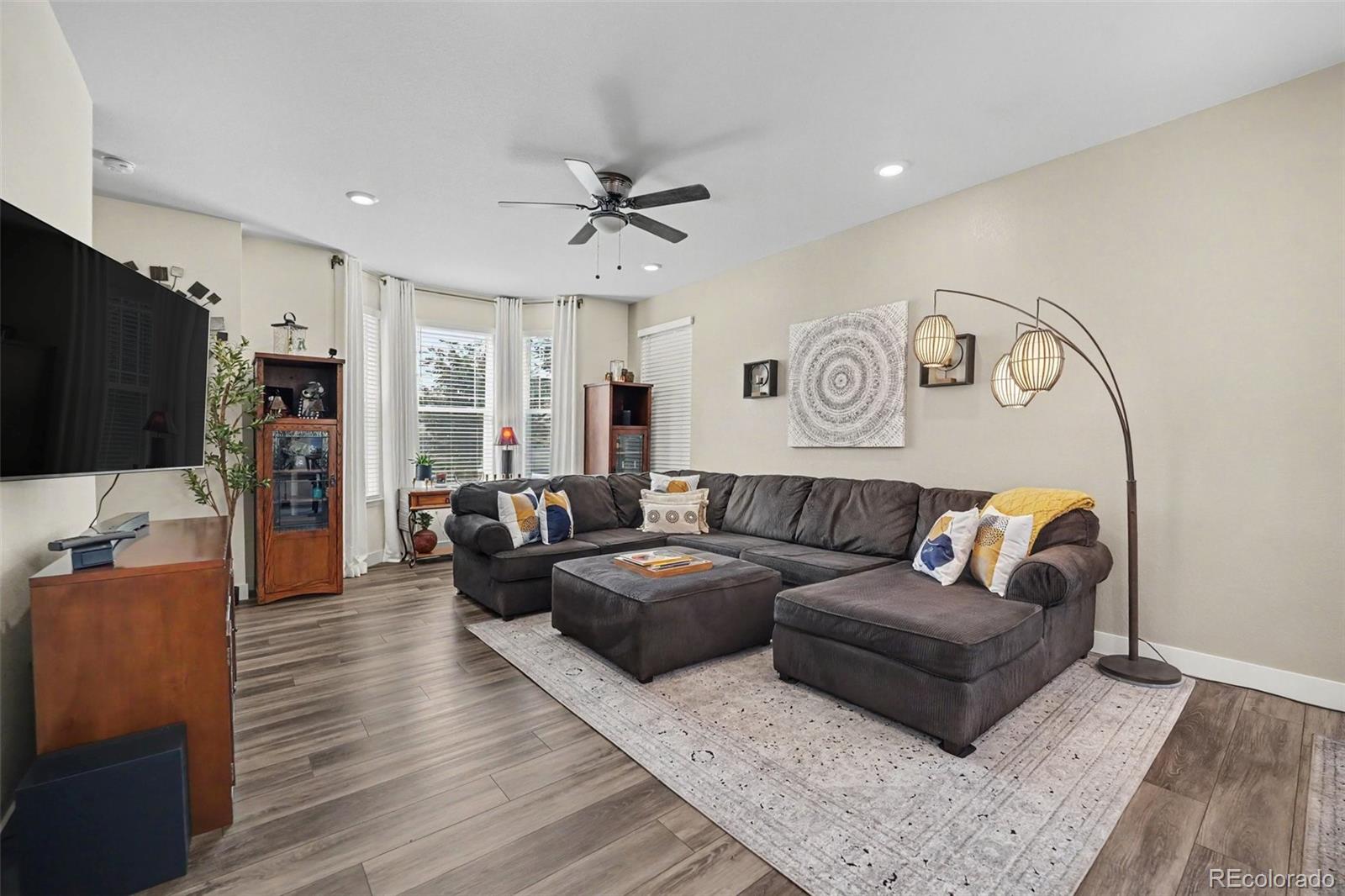 MLS Image #4 for 14075  harrison street,thornton, Colorado