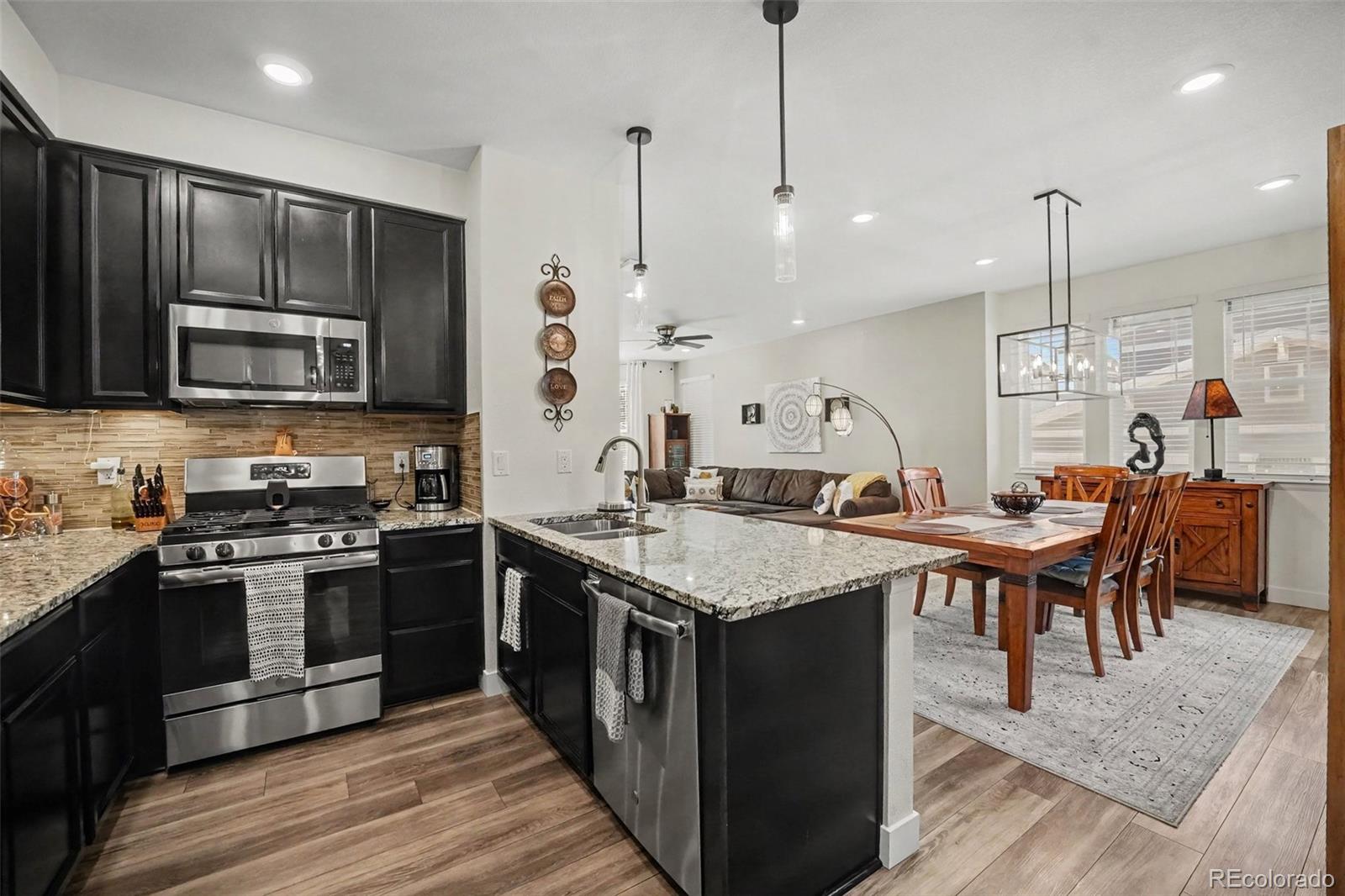 MLS Image #8 for 14075  harrison street,thornton, Colorado