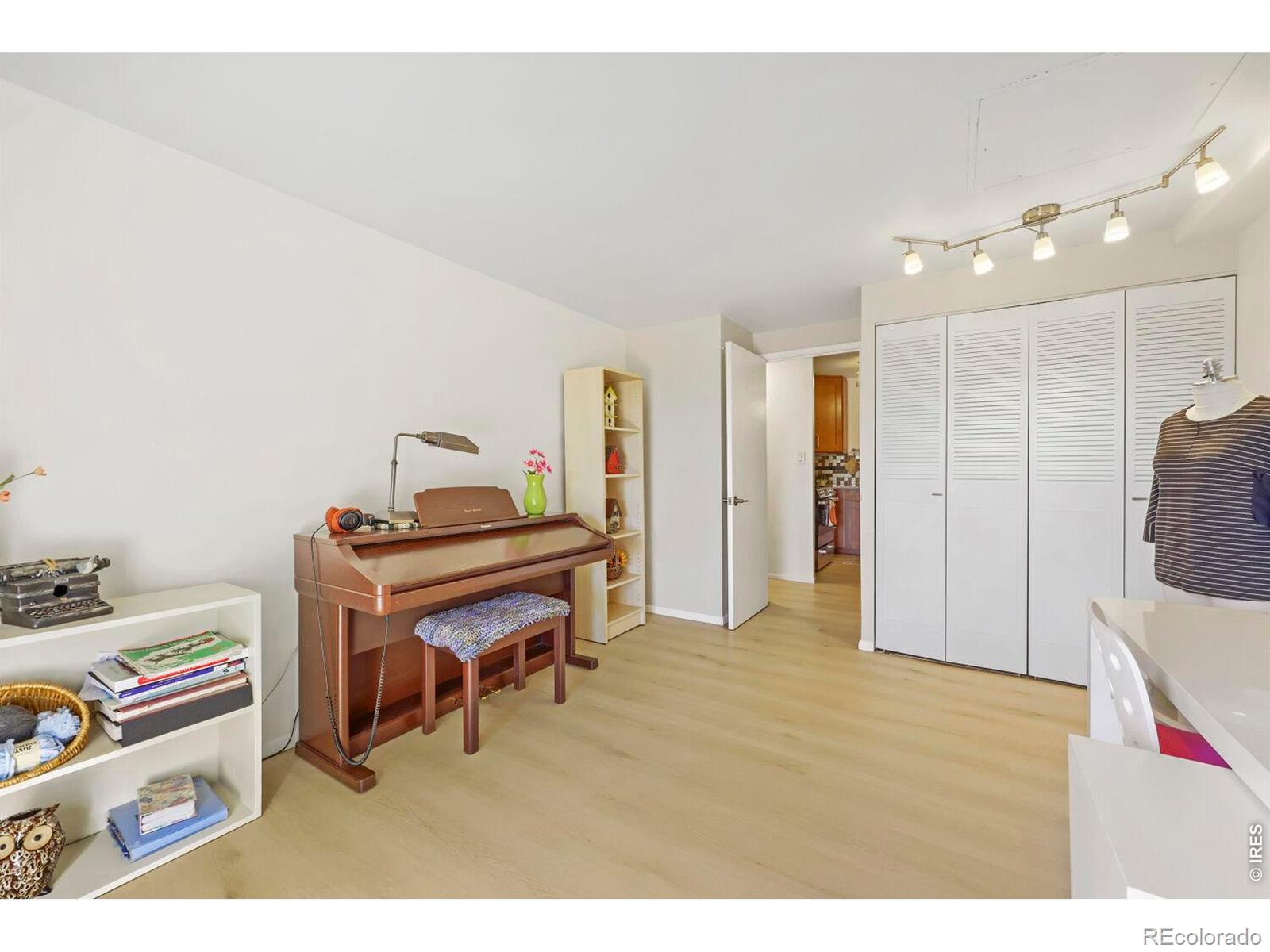 MLS Image #13 for 500  mohawk drive,boulder, Colorado