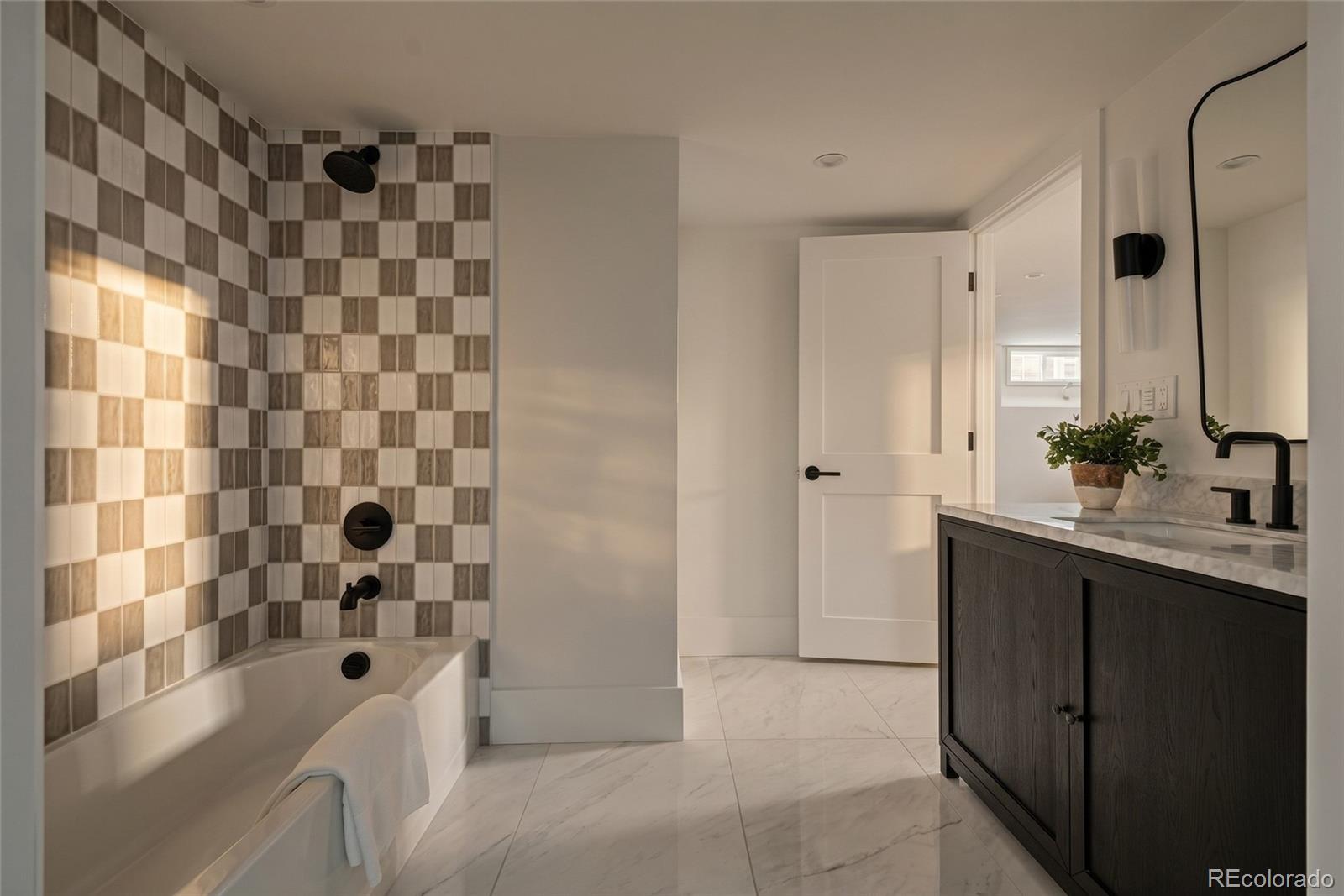 MLS Image #38 for 1000  bonnie brae boulevard,denver, Colorado