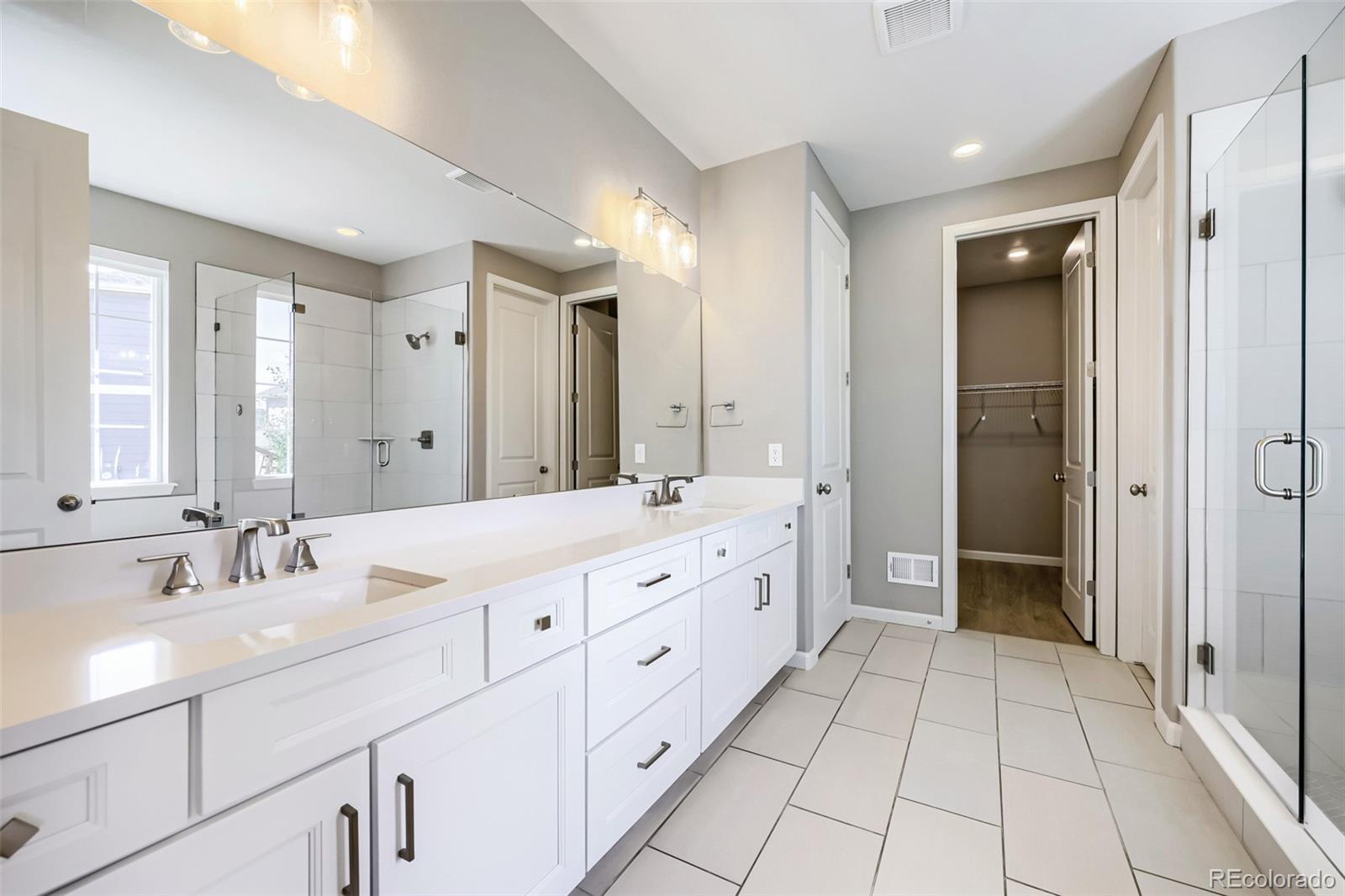 MLS Image #13 for 22107 e tufts drive,aurora, Colorado